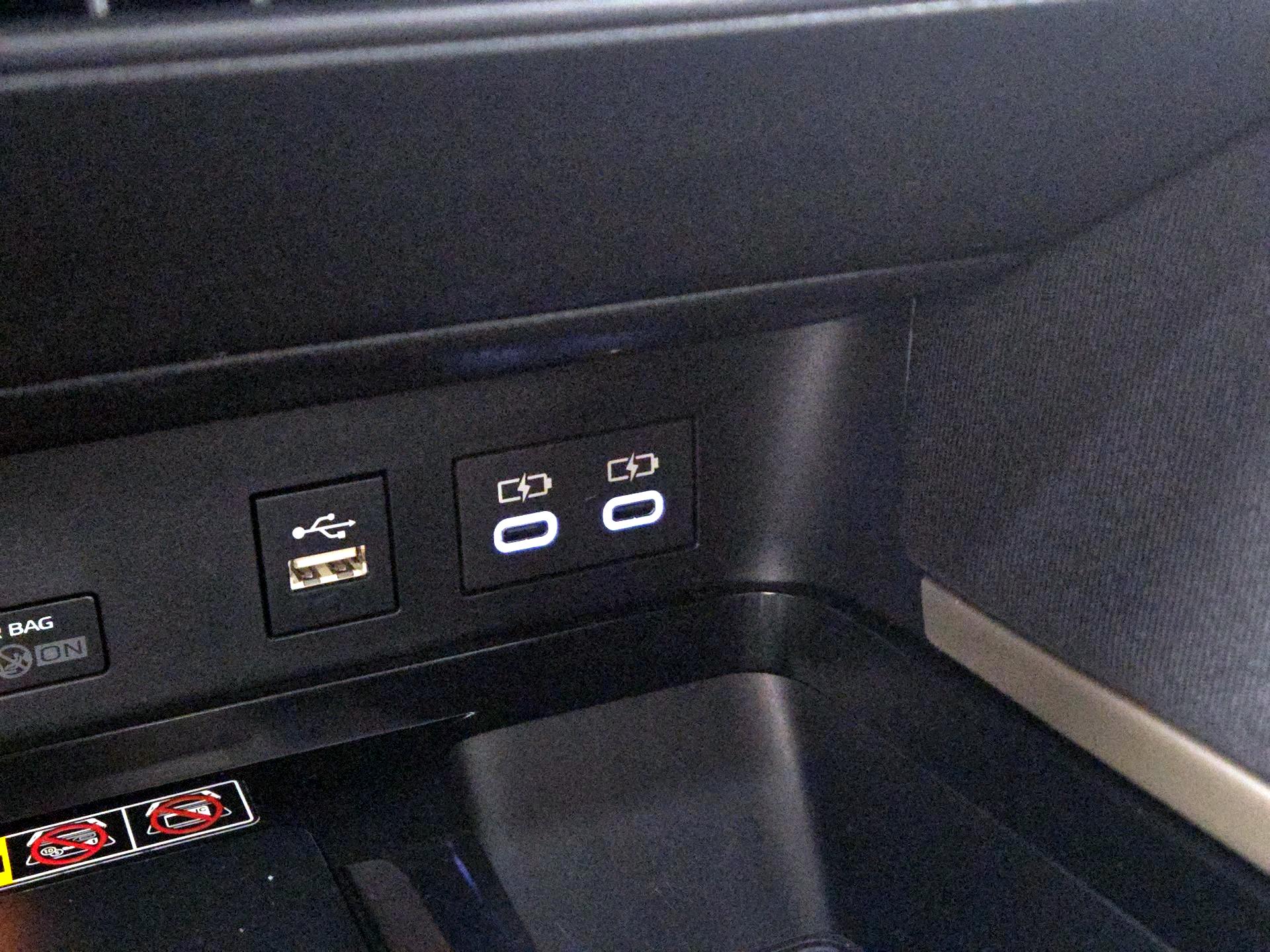 Thumbnail: 2025 Toyota Camry - 18