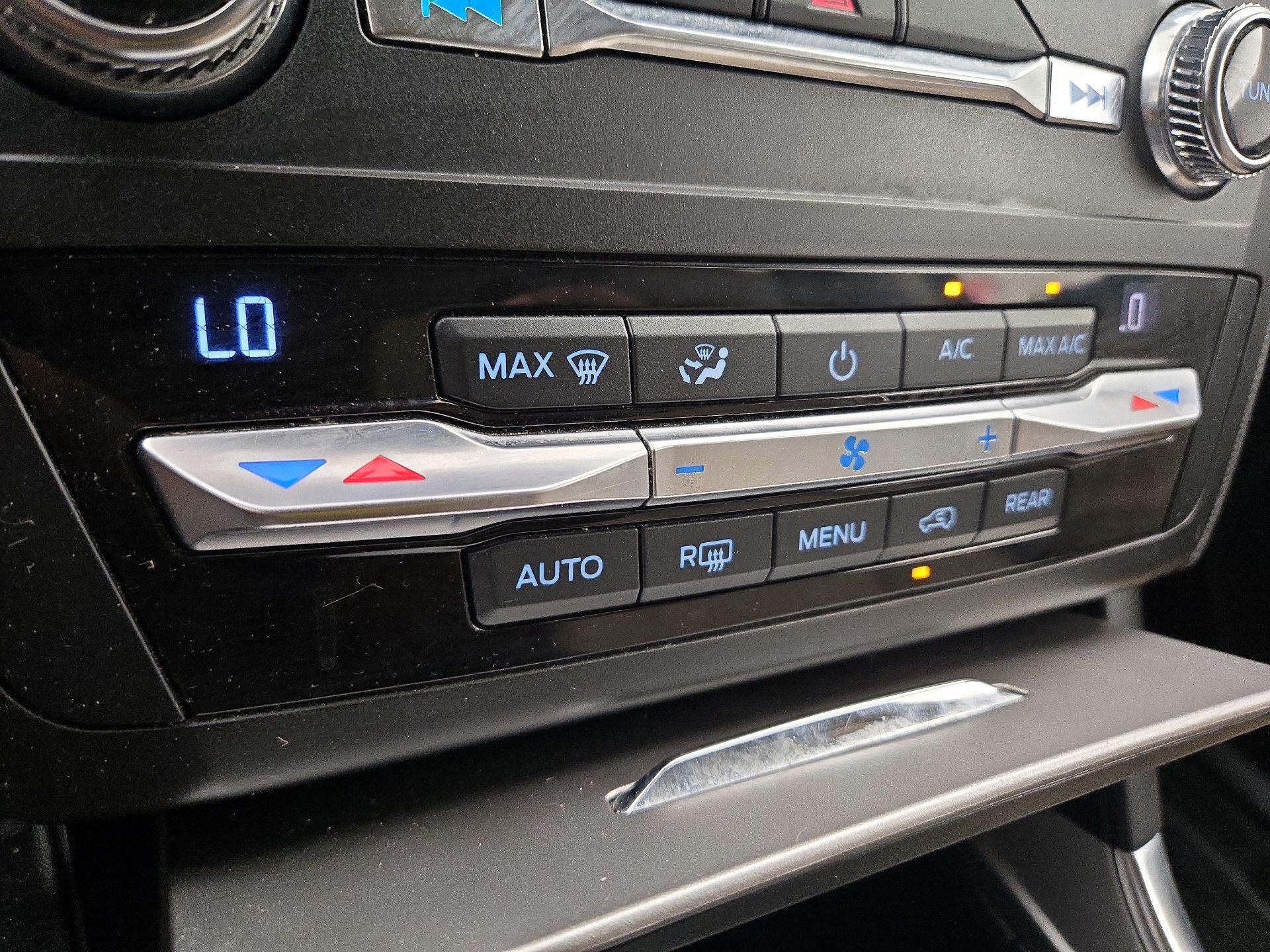 Thumbnail: 2020 Ford Explorer - 17