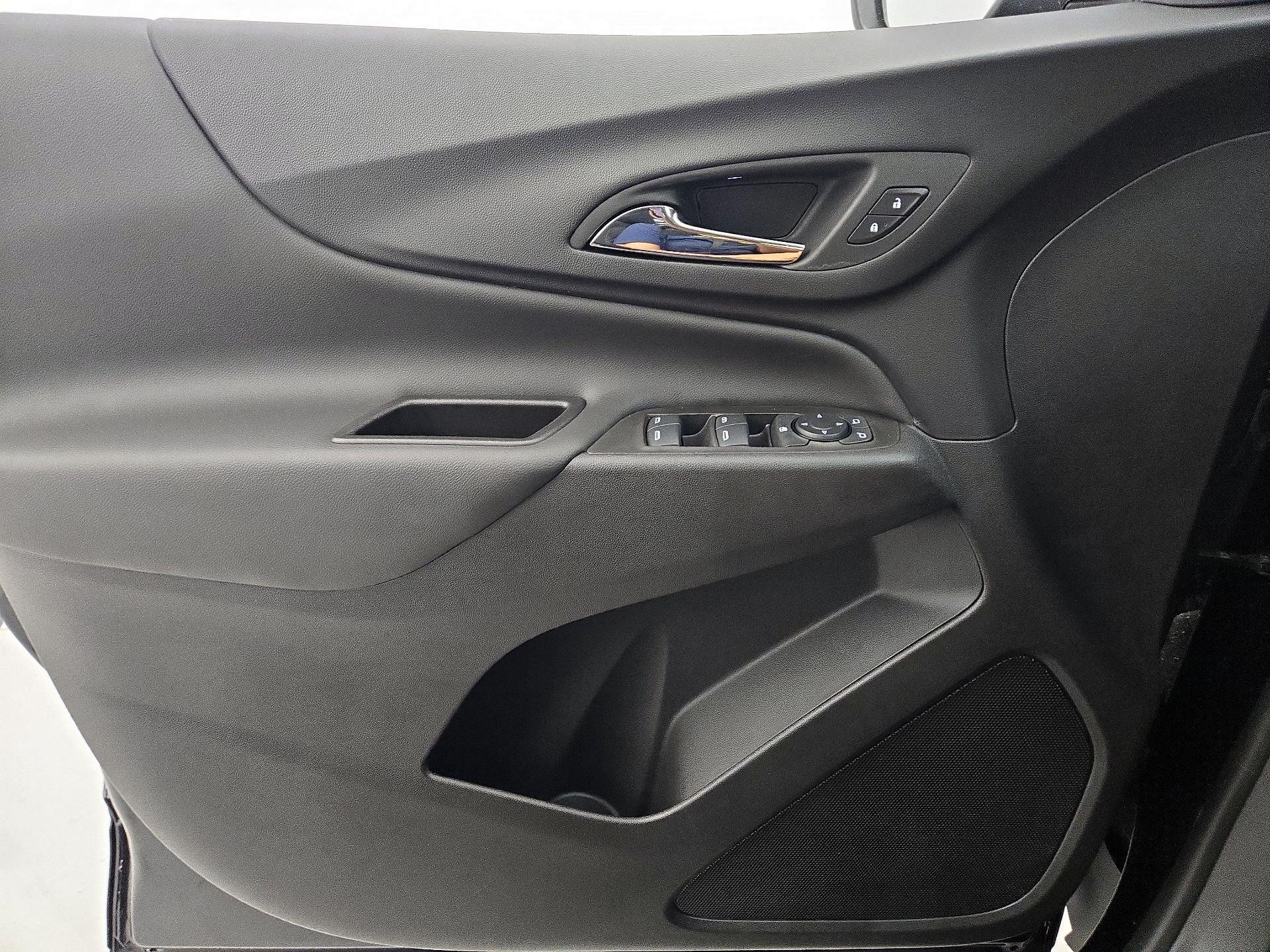 Thumbnail: 2024 Chevrolet Equinox - 12