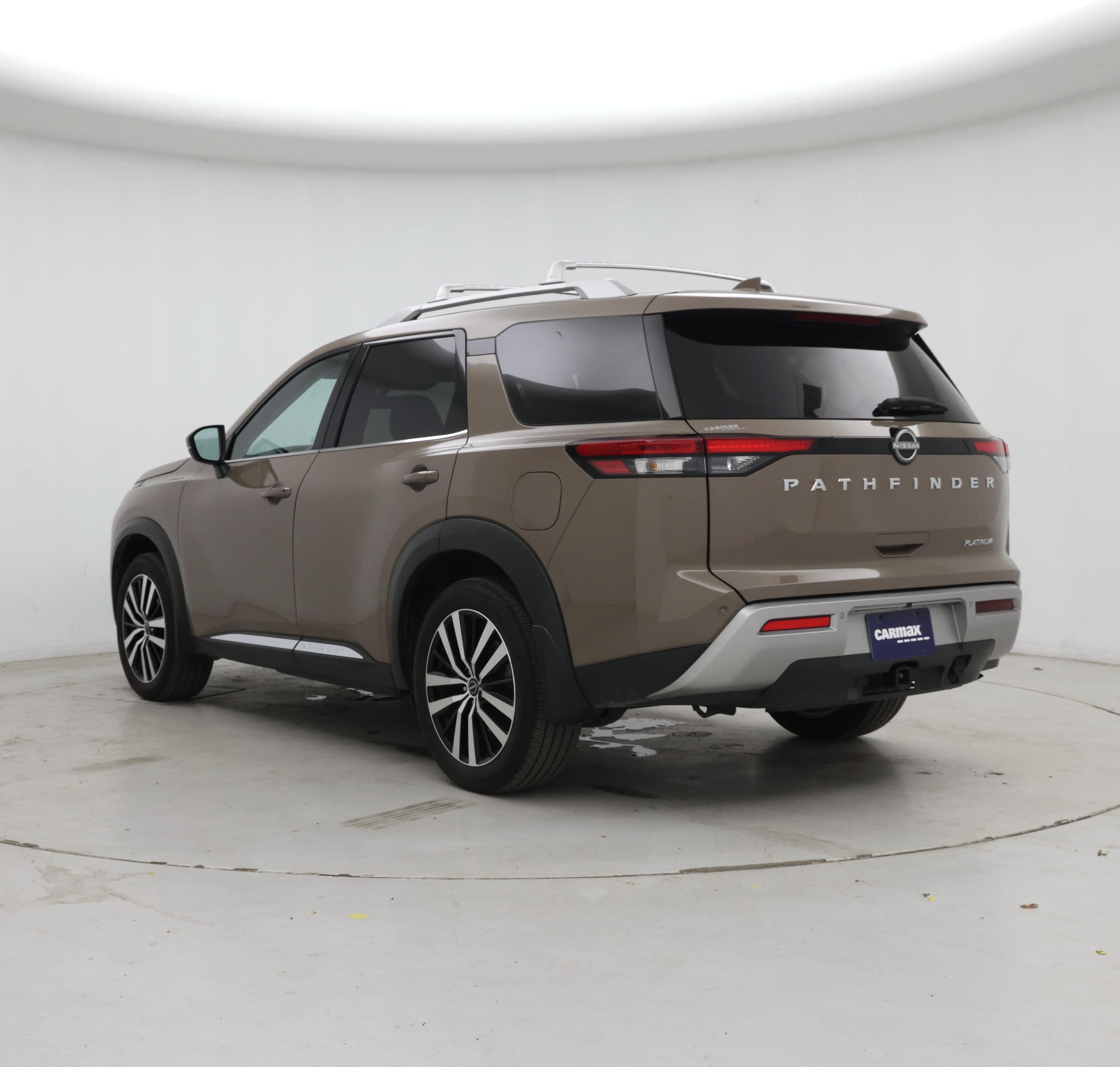 Thumbnail: 2024 Nissan Pathfinder - 2