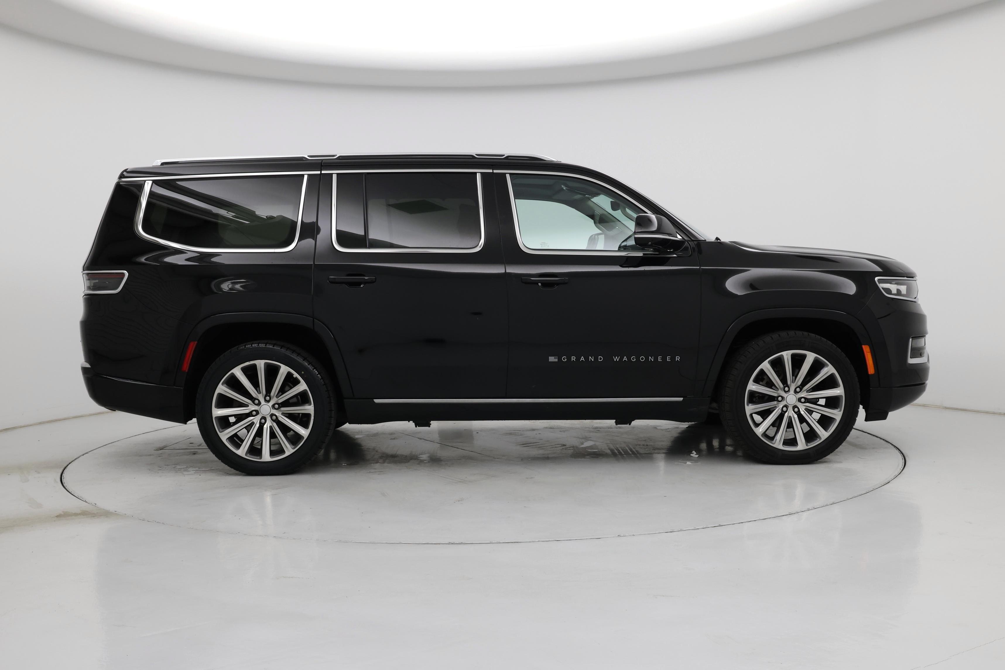 Thumbnail: 2022 Jeep Grand Wagoneer - 7