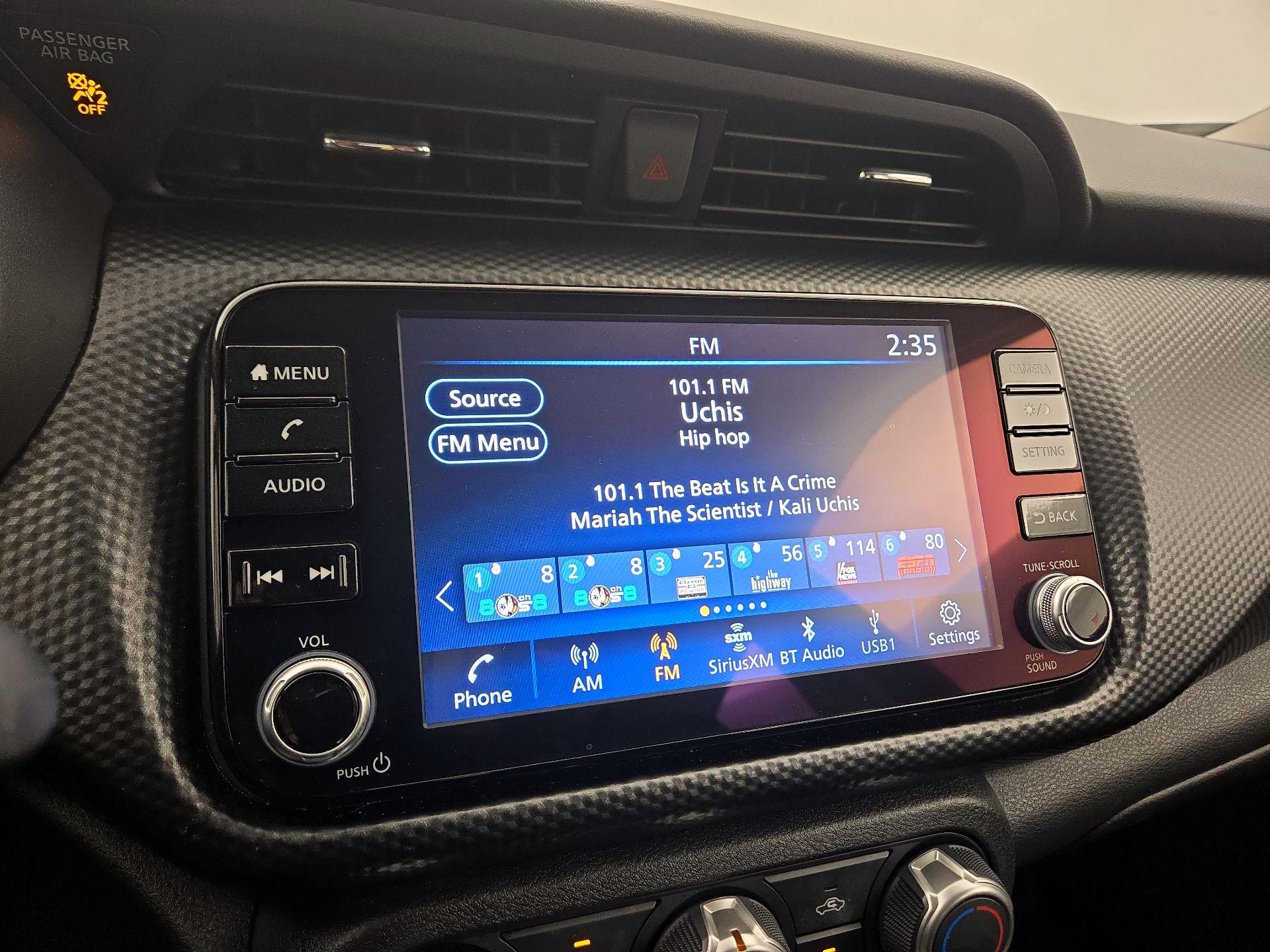 Thumbnail: 2023 Nissan Kicks - 15