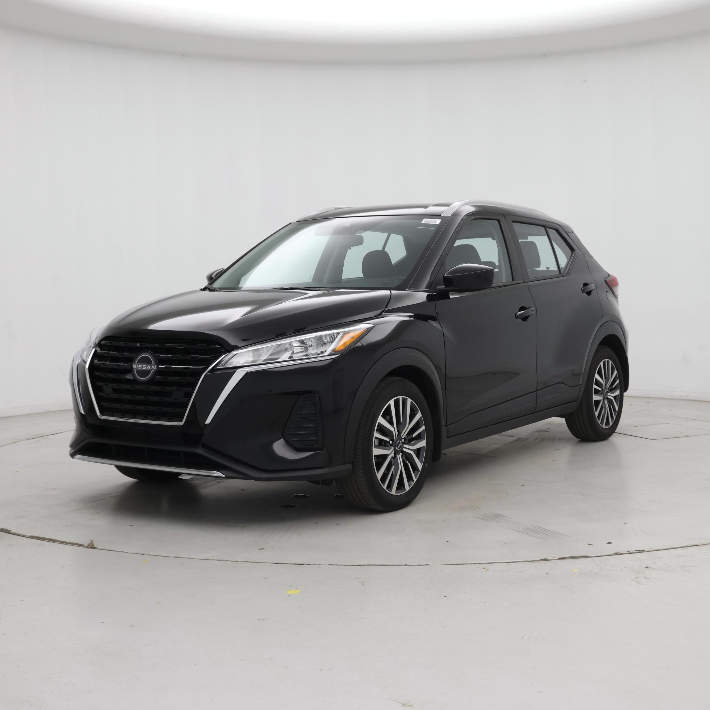 Thumbnail: 2023 Nissan Kicks - 4