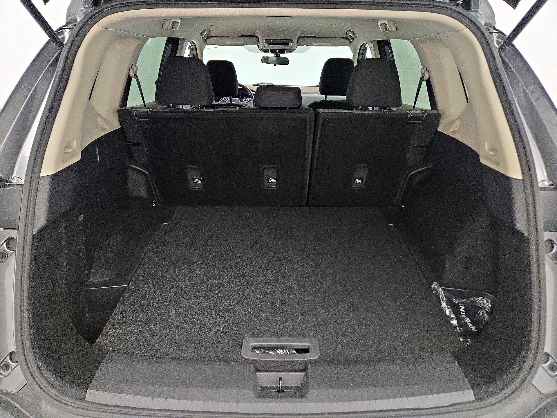 Thumbnail: 2023 Nissan Rogue - 20