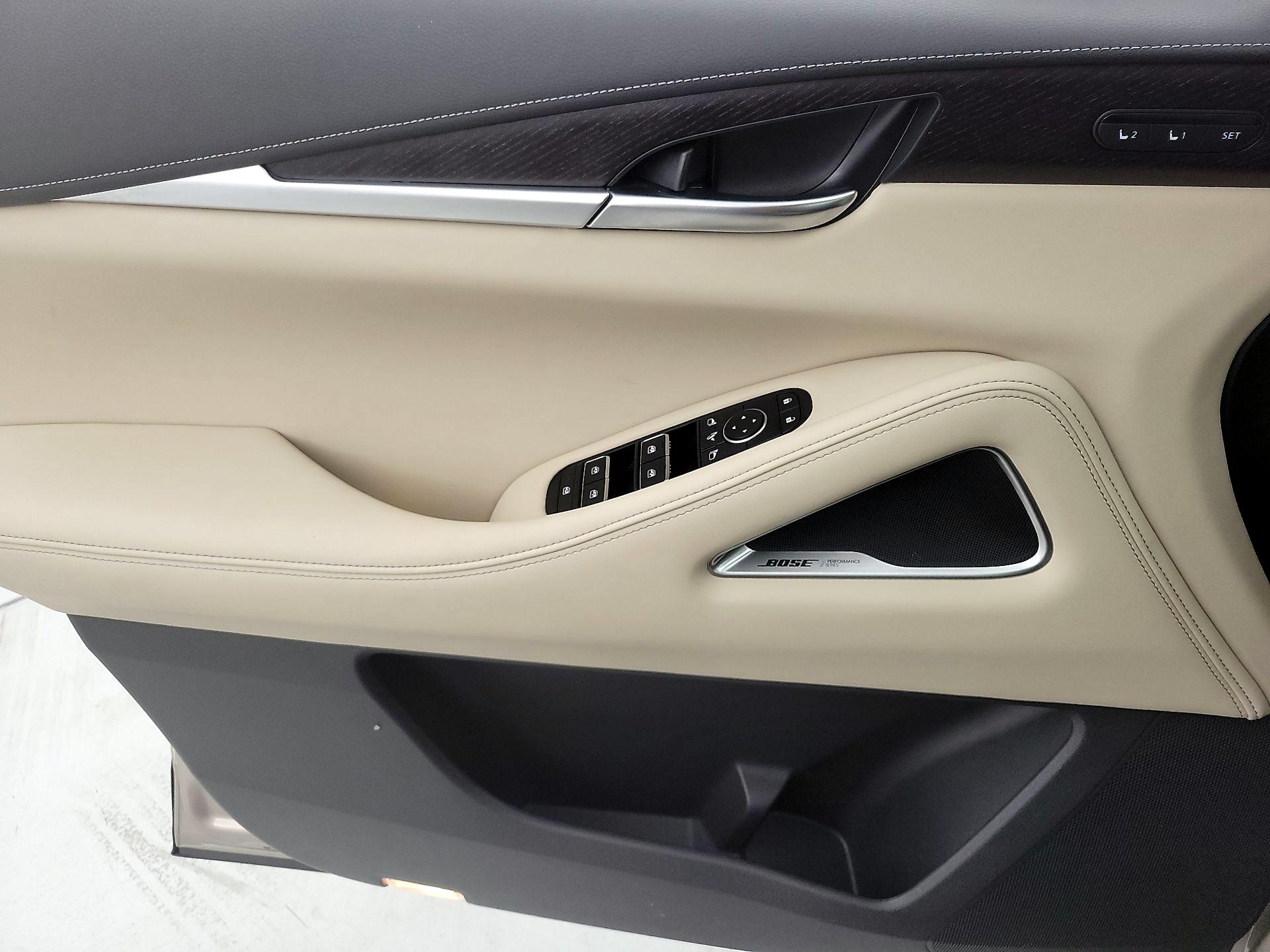 Thumbnail: 2023 INFINITI QX60 - 12