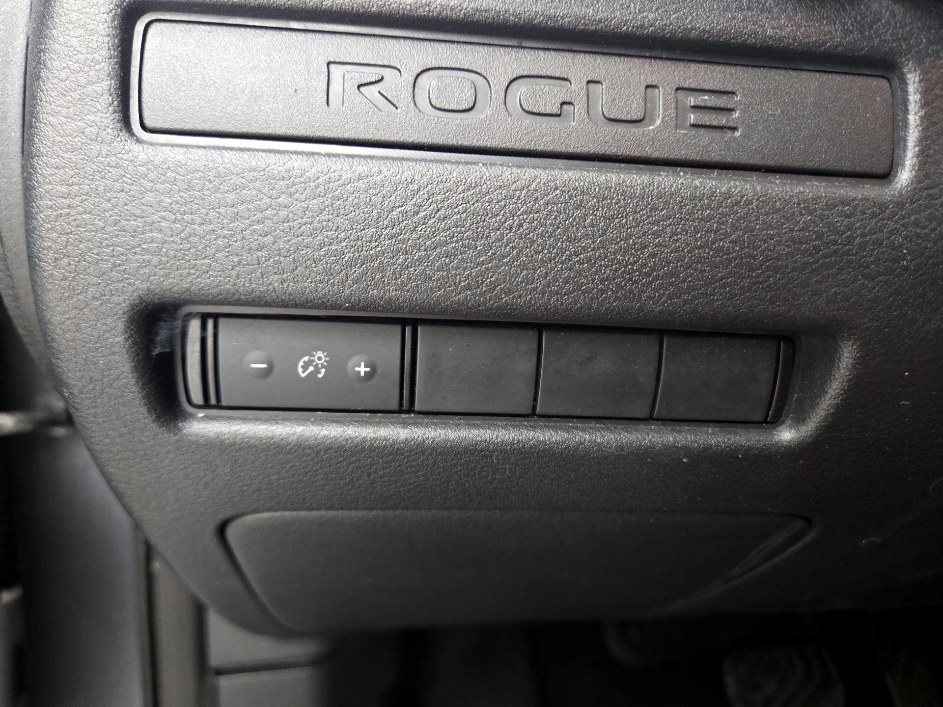 Thumbnail: 2023 Nissan Rogue - 13