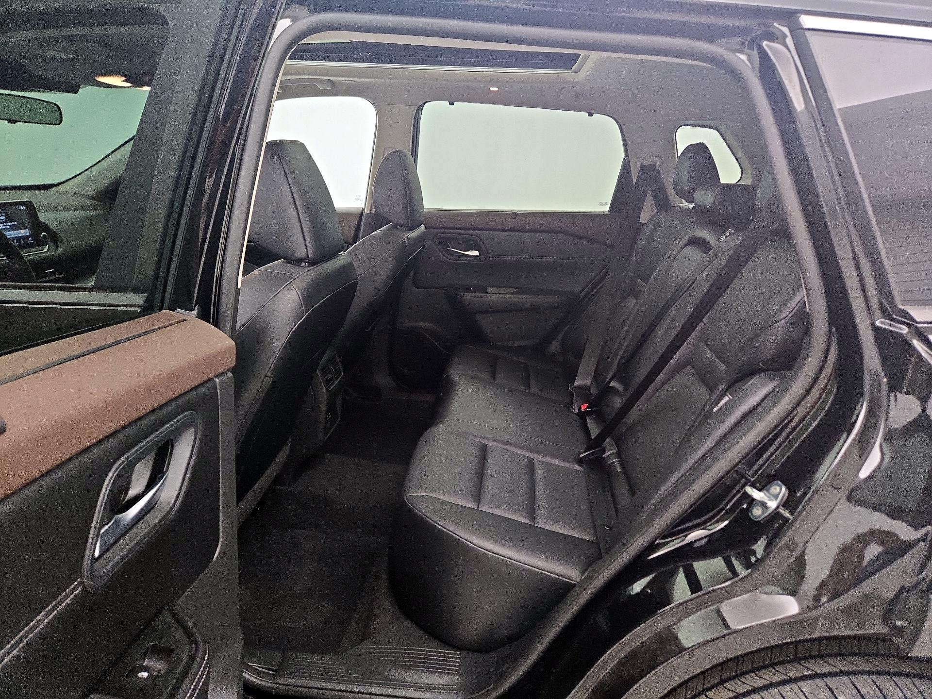 Thumbnail: 2023 Nissan Rogue - 20