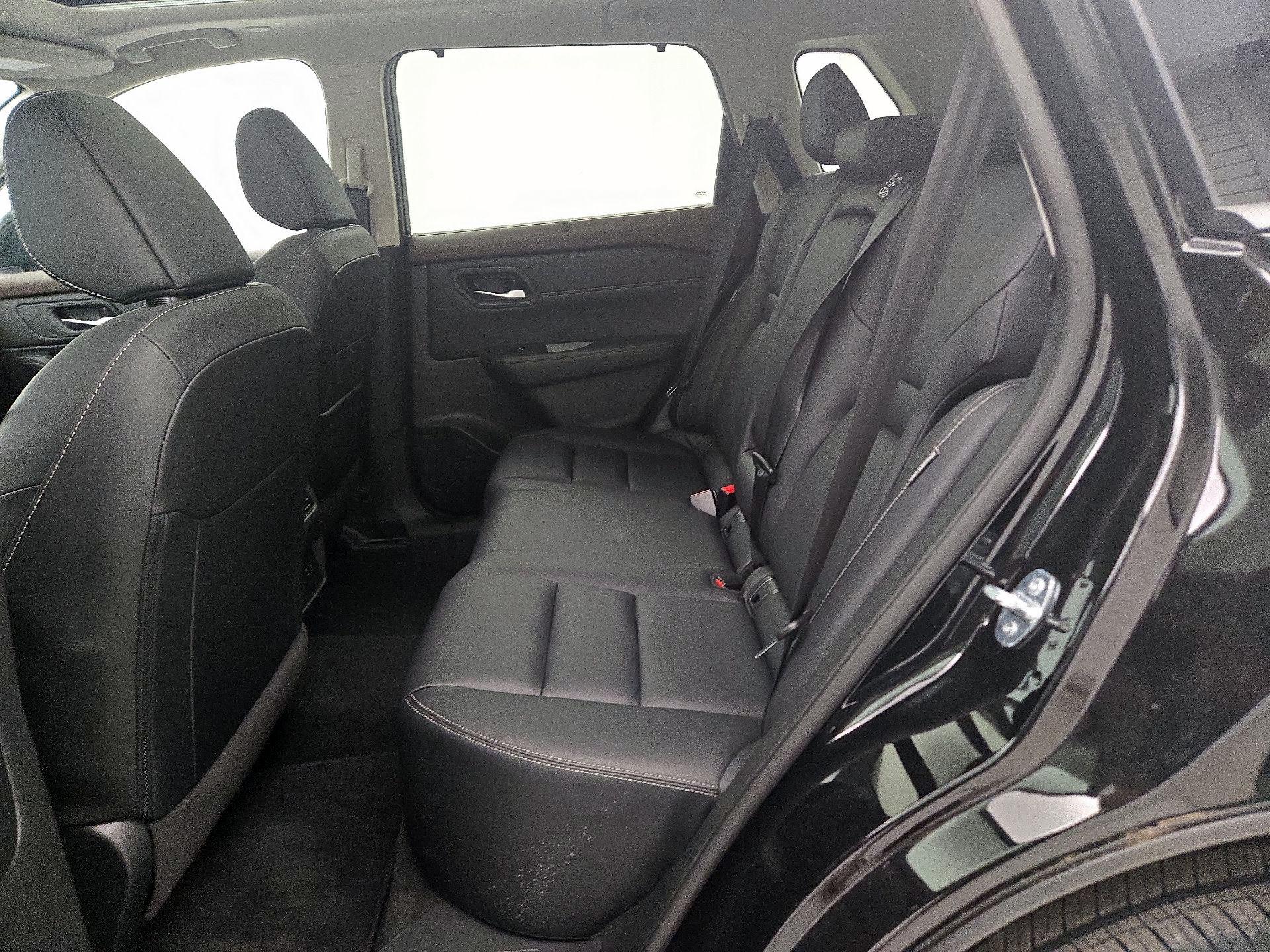 Thumbnail: 2023 Nissan Rogue - 20