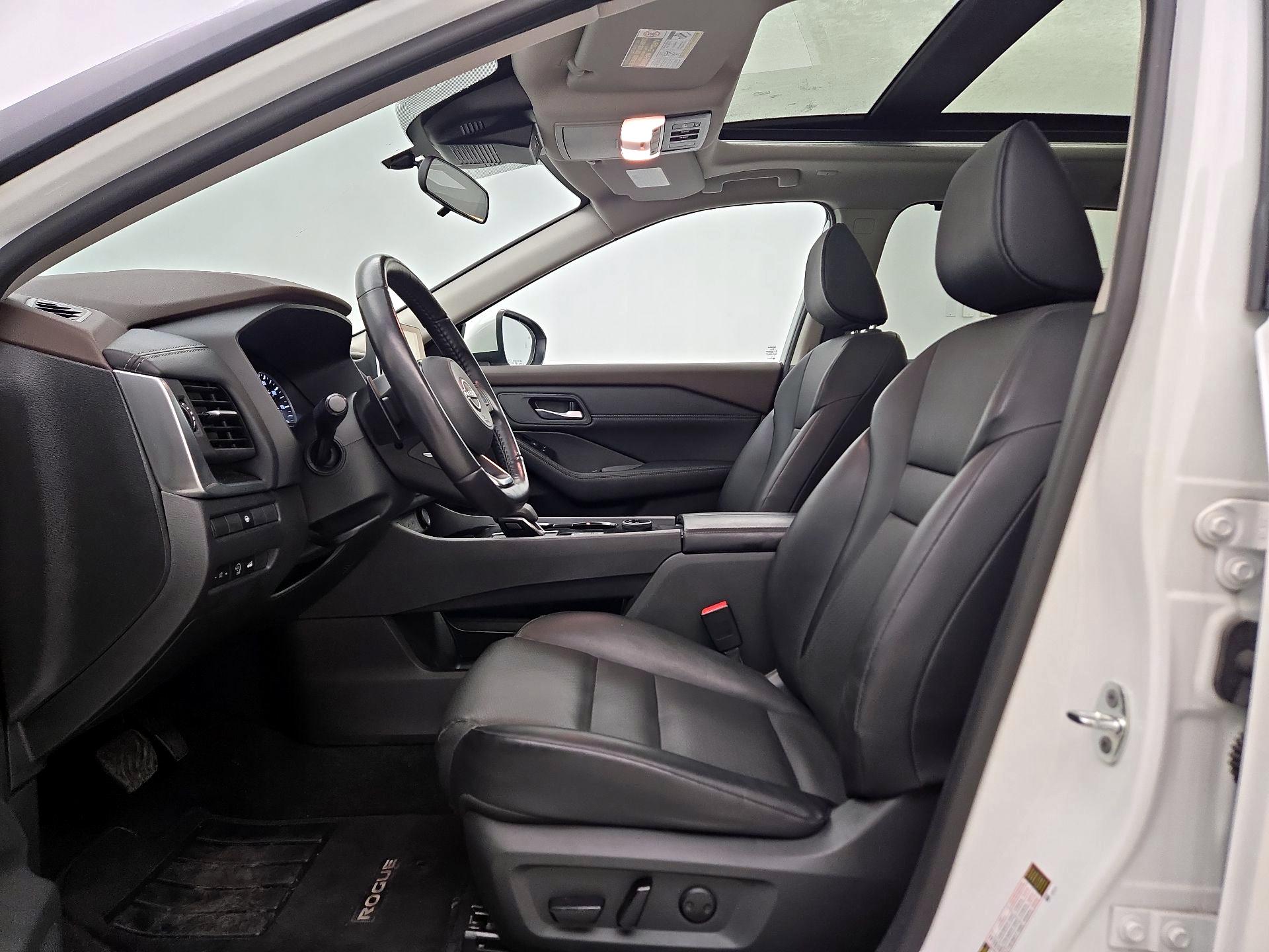 Thumbnail: 2023 Nissan Rogue - 11