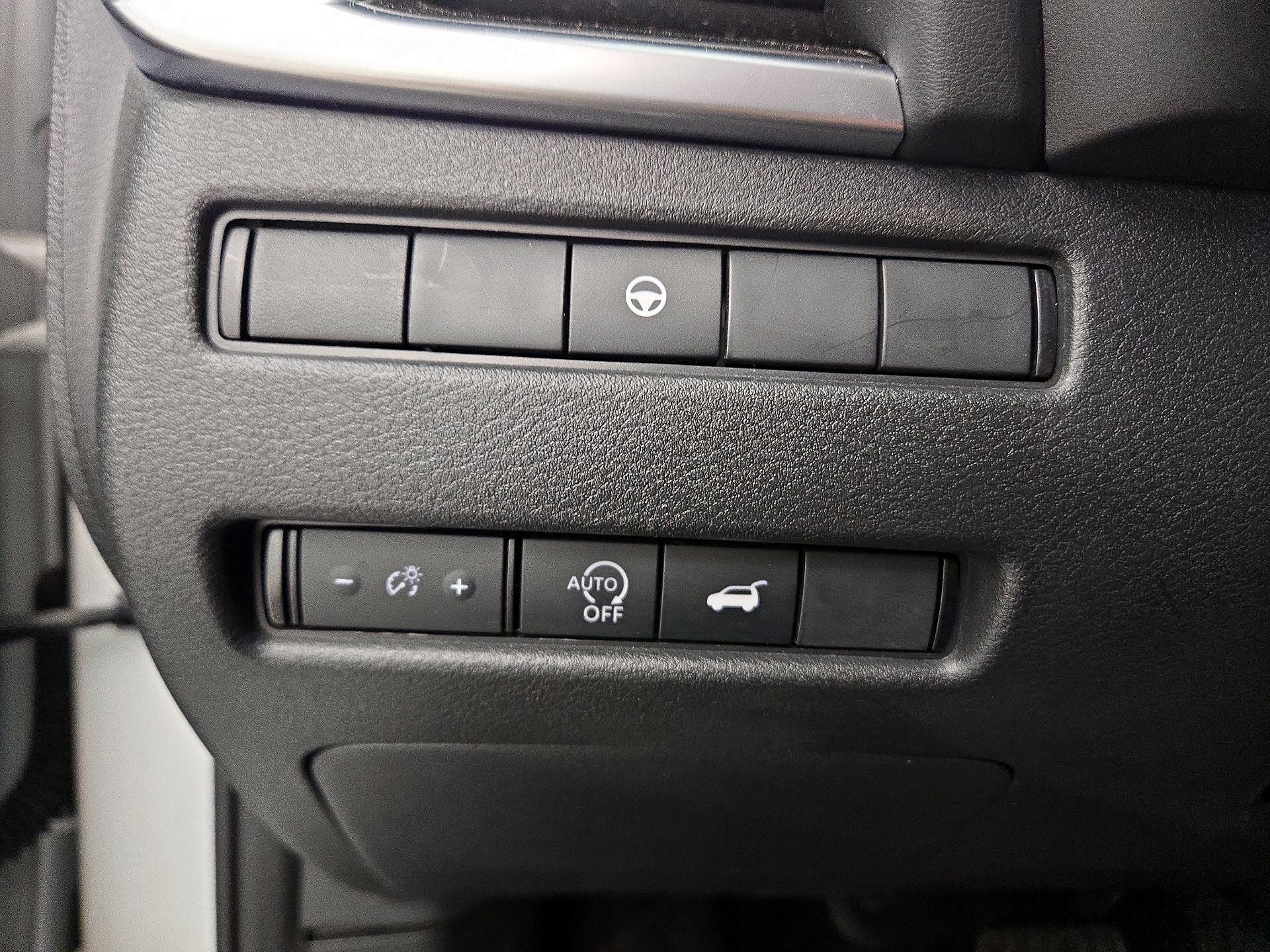 Thumbnail: 2023 Nissan Rogue - 13