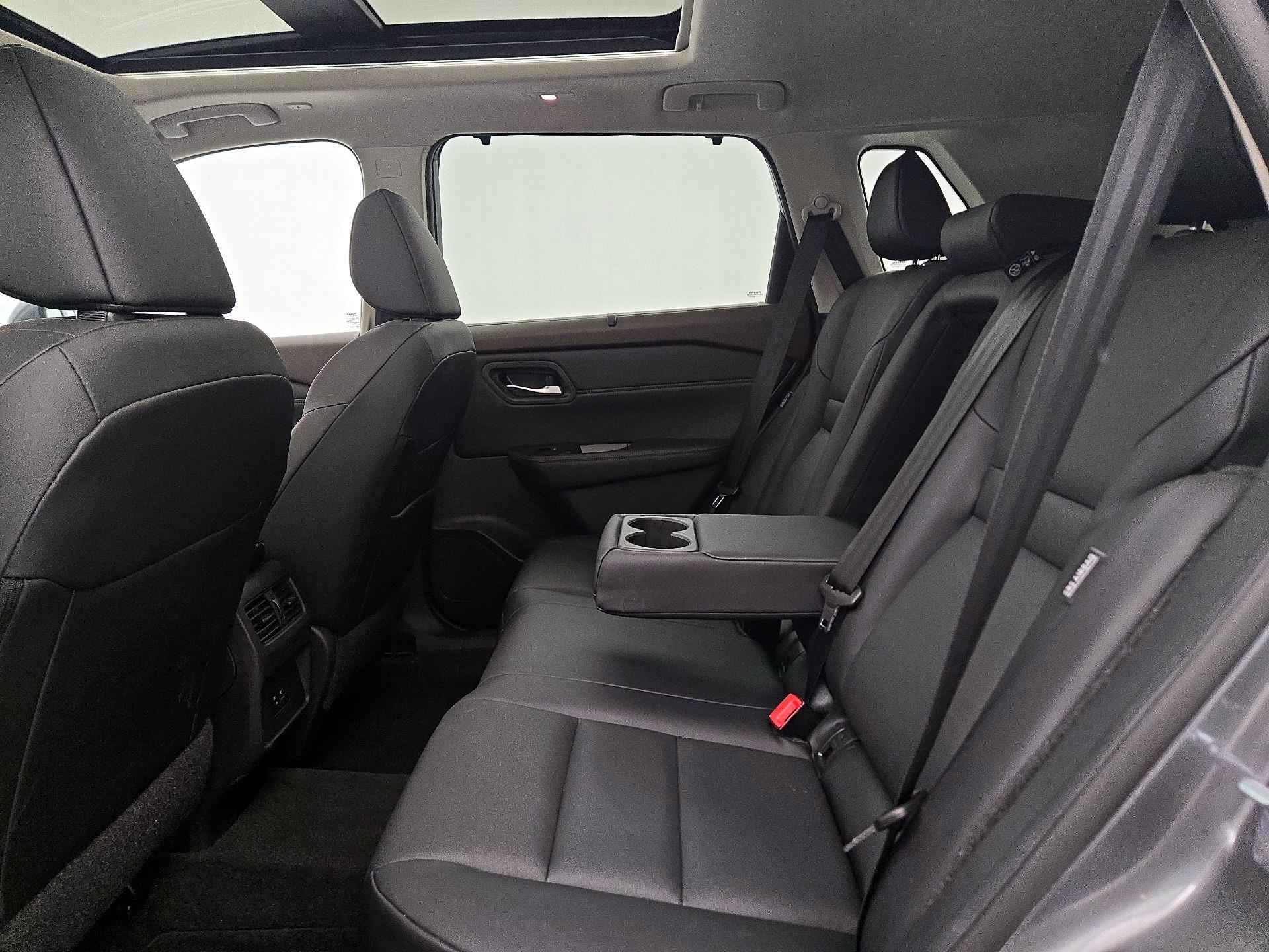 Thumbnail: 2023 Nissan Rogue - 20