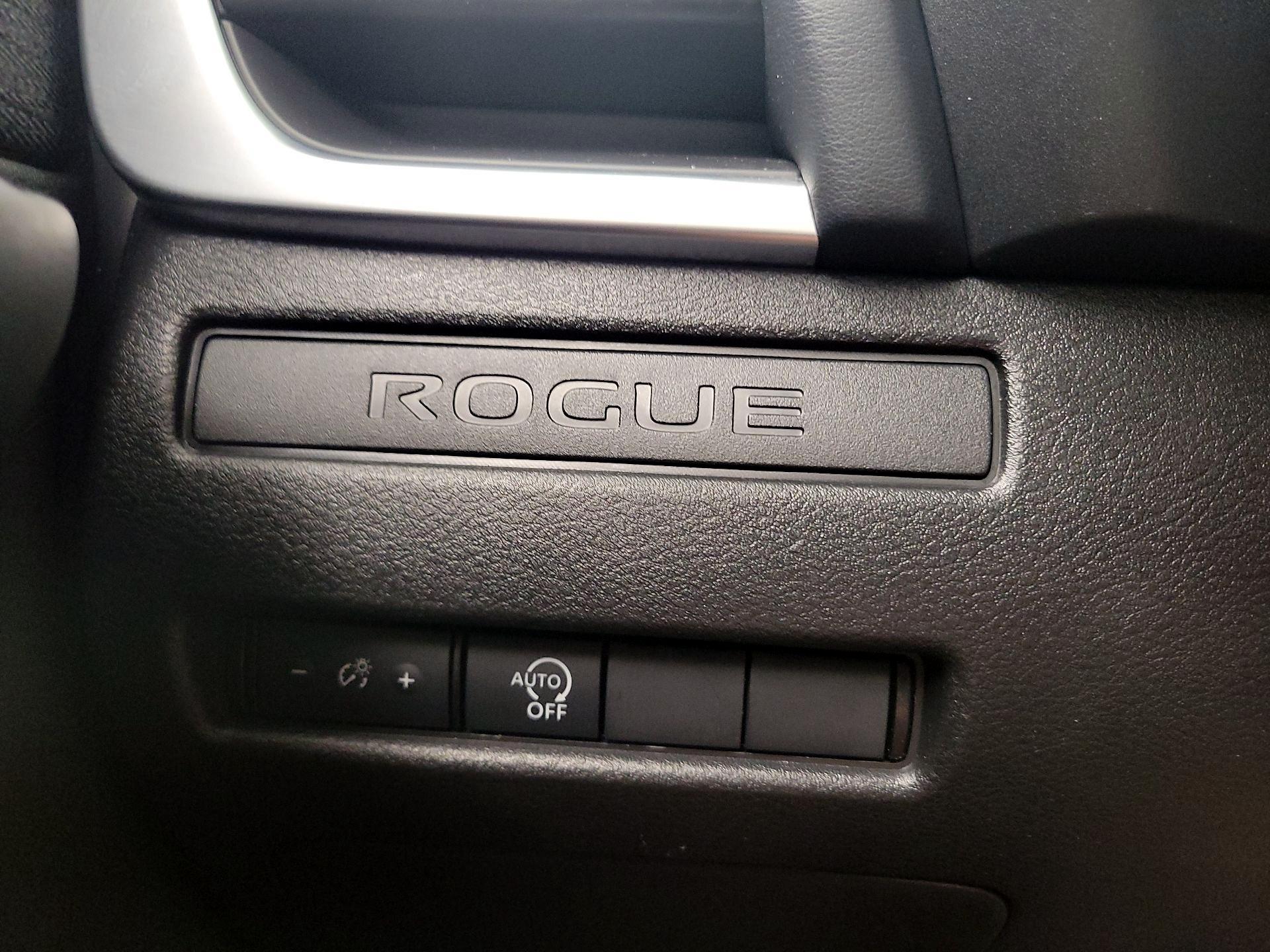 Thumbnail: 2023 Nissan Rogue - 13