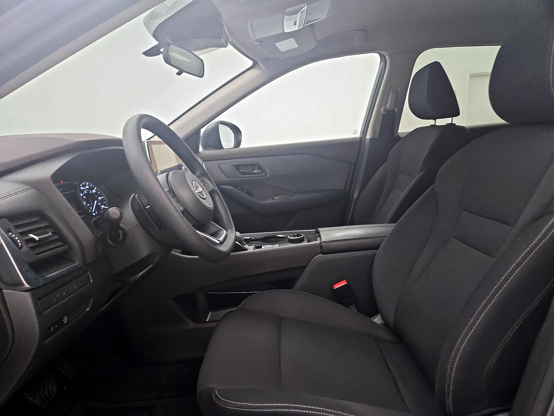 Thumbnail: 2023 Nissan Rogue - 11