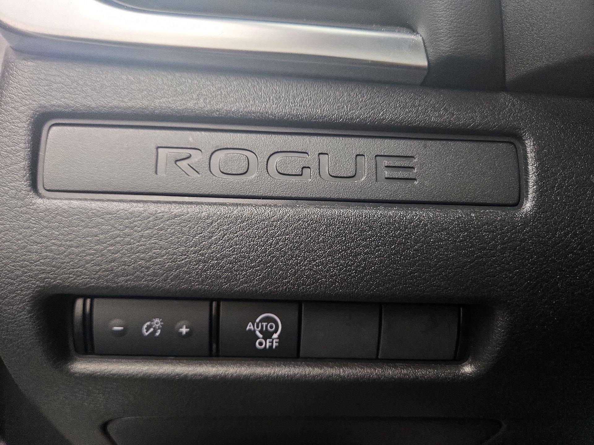 Thumbnail: 2023 Nissan Rogue - 13