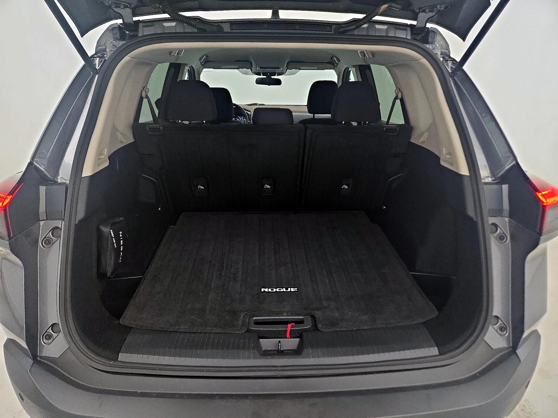 Thumbnail: 2023 Nissan Rogue - 20