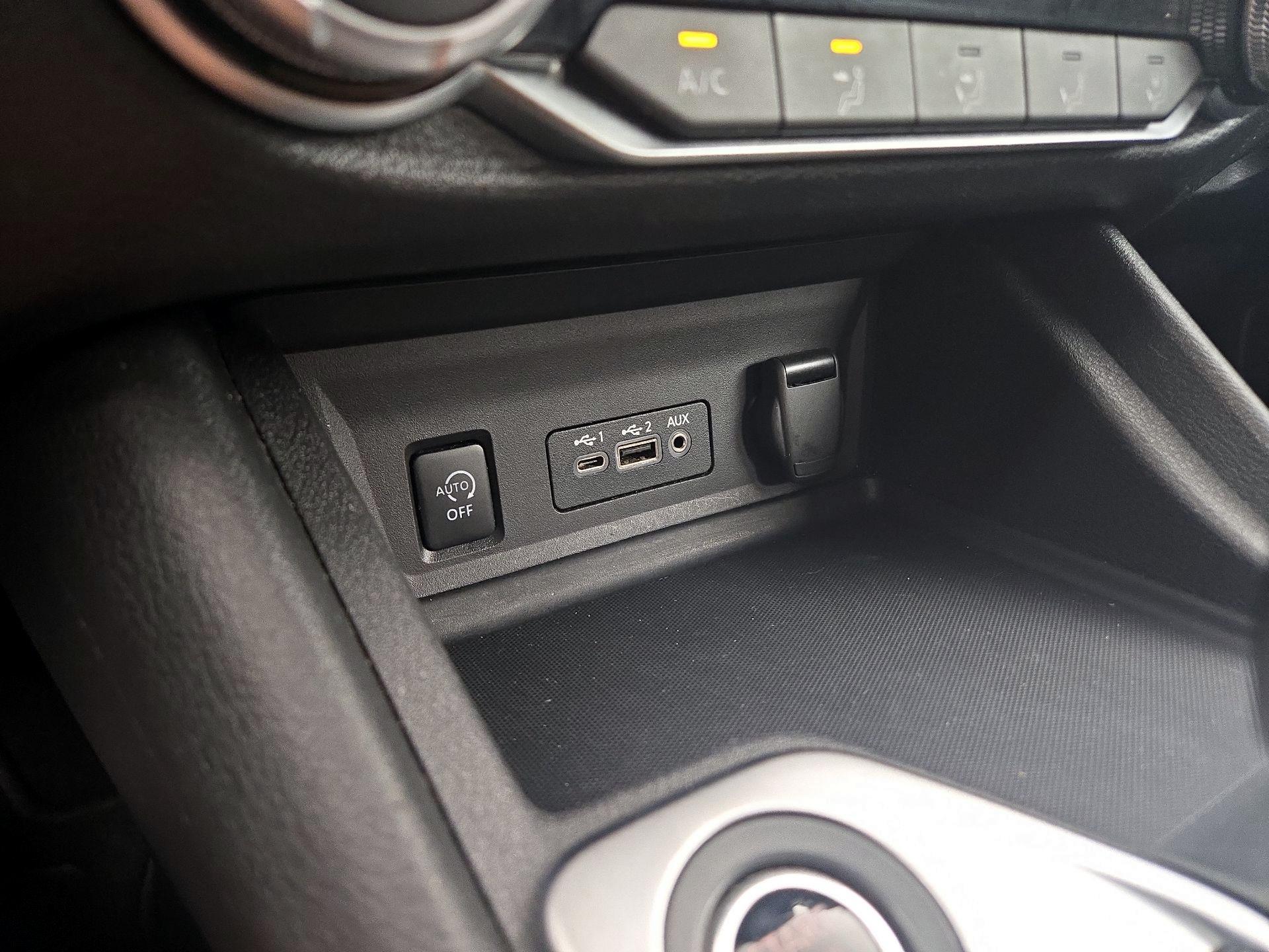 Thumbnail: 2024 Nissan Sentra - 18