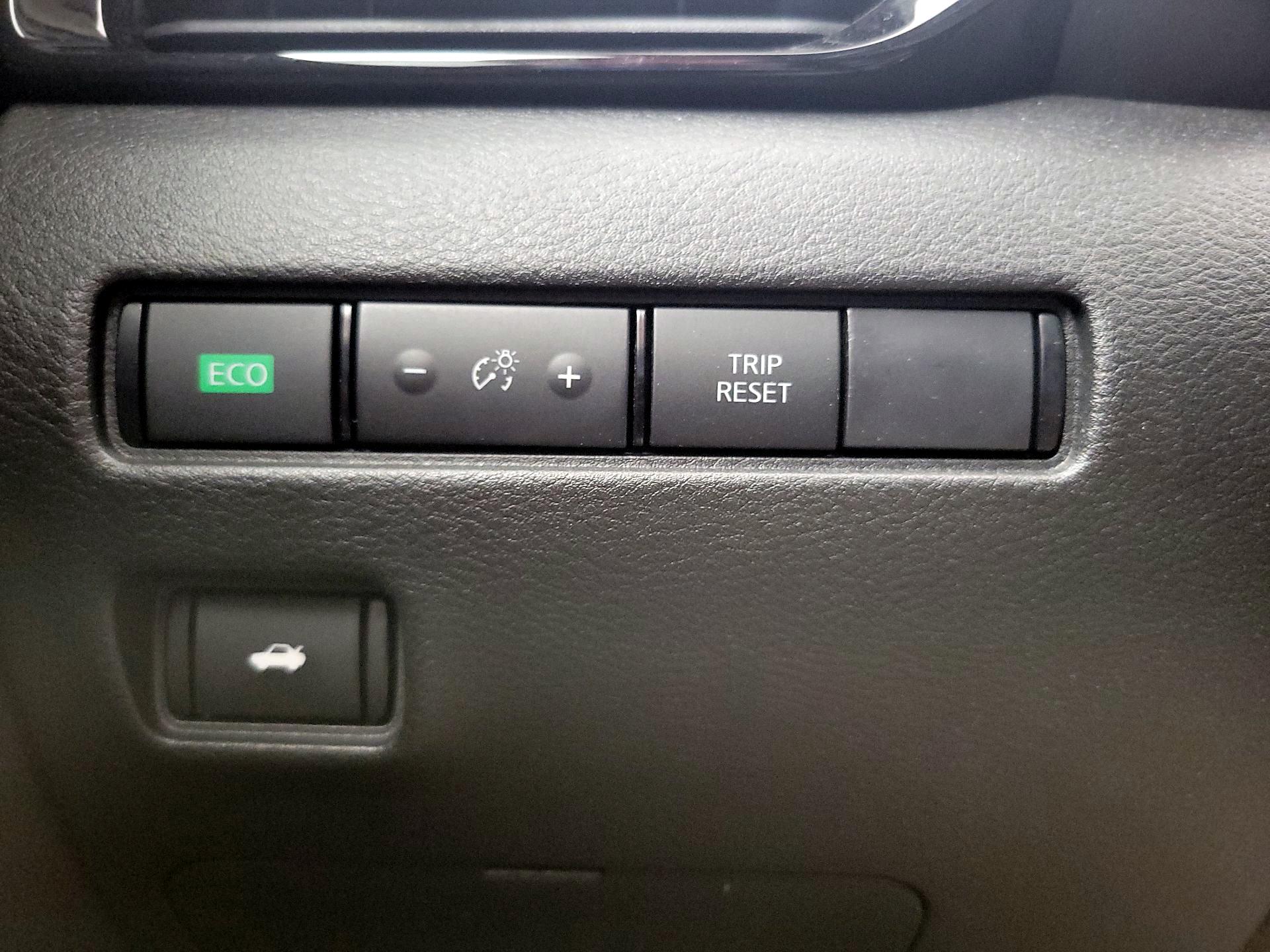 Thumbnail: 2024 Nissan Sentra - 13