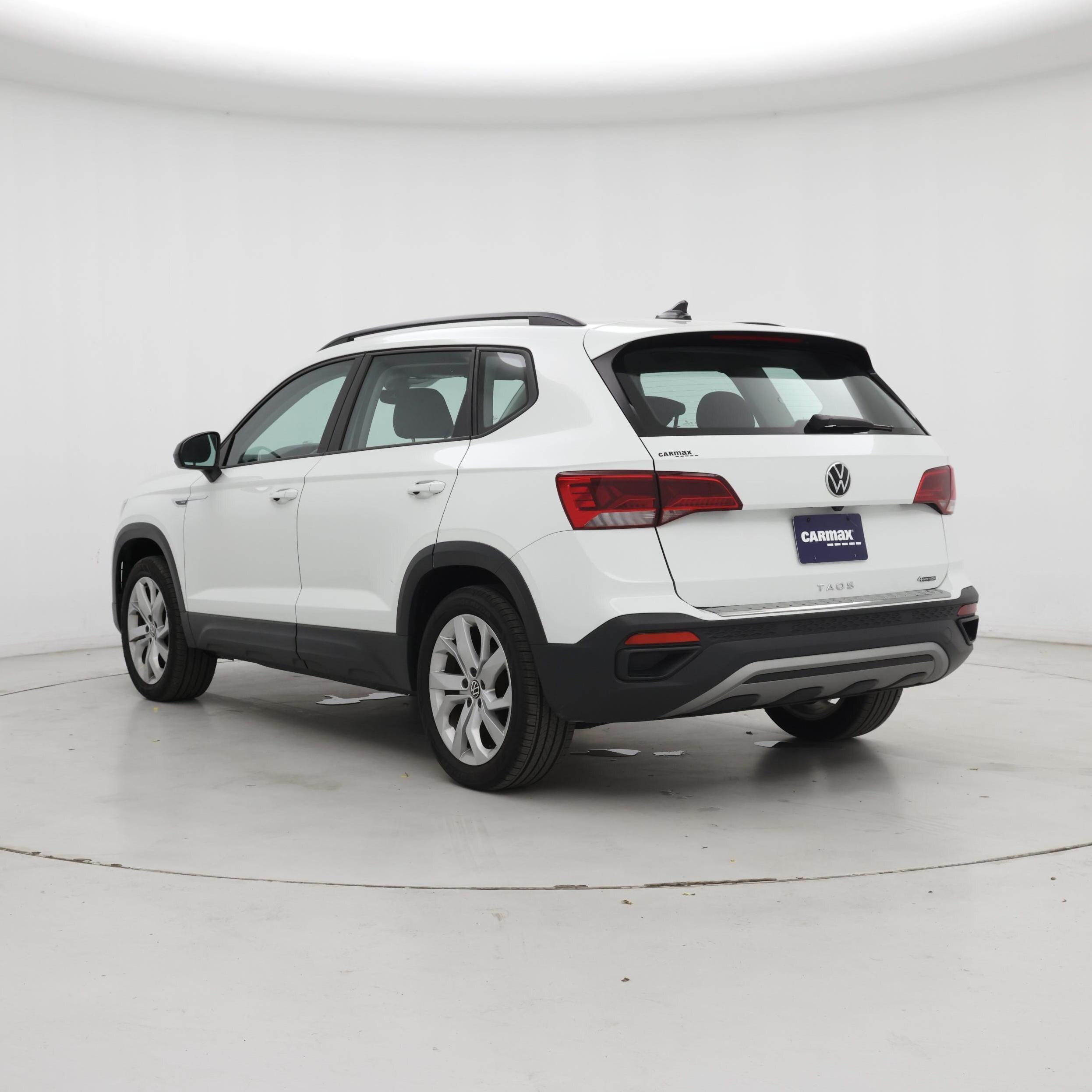 Thumbnail: 2023 Volkswagen Taos - 2