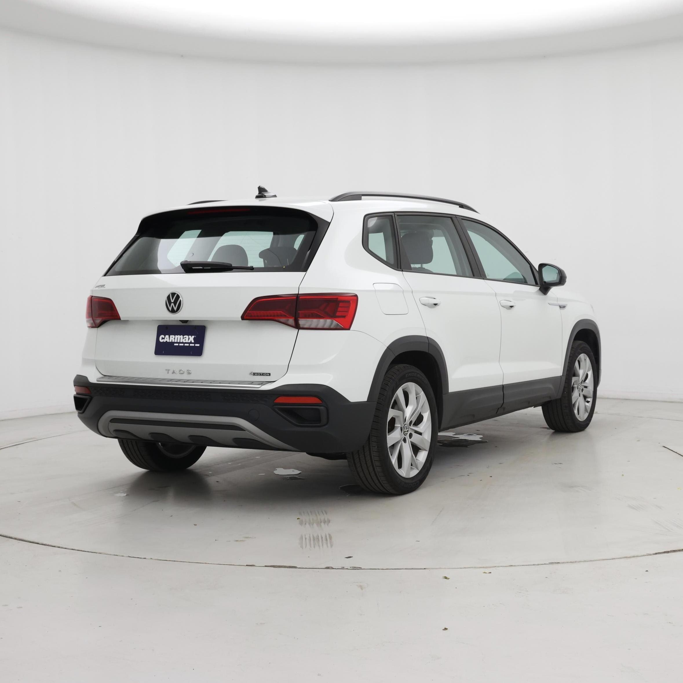 Thumbnail: 2023 Volkswagen Taos - 8