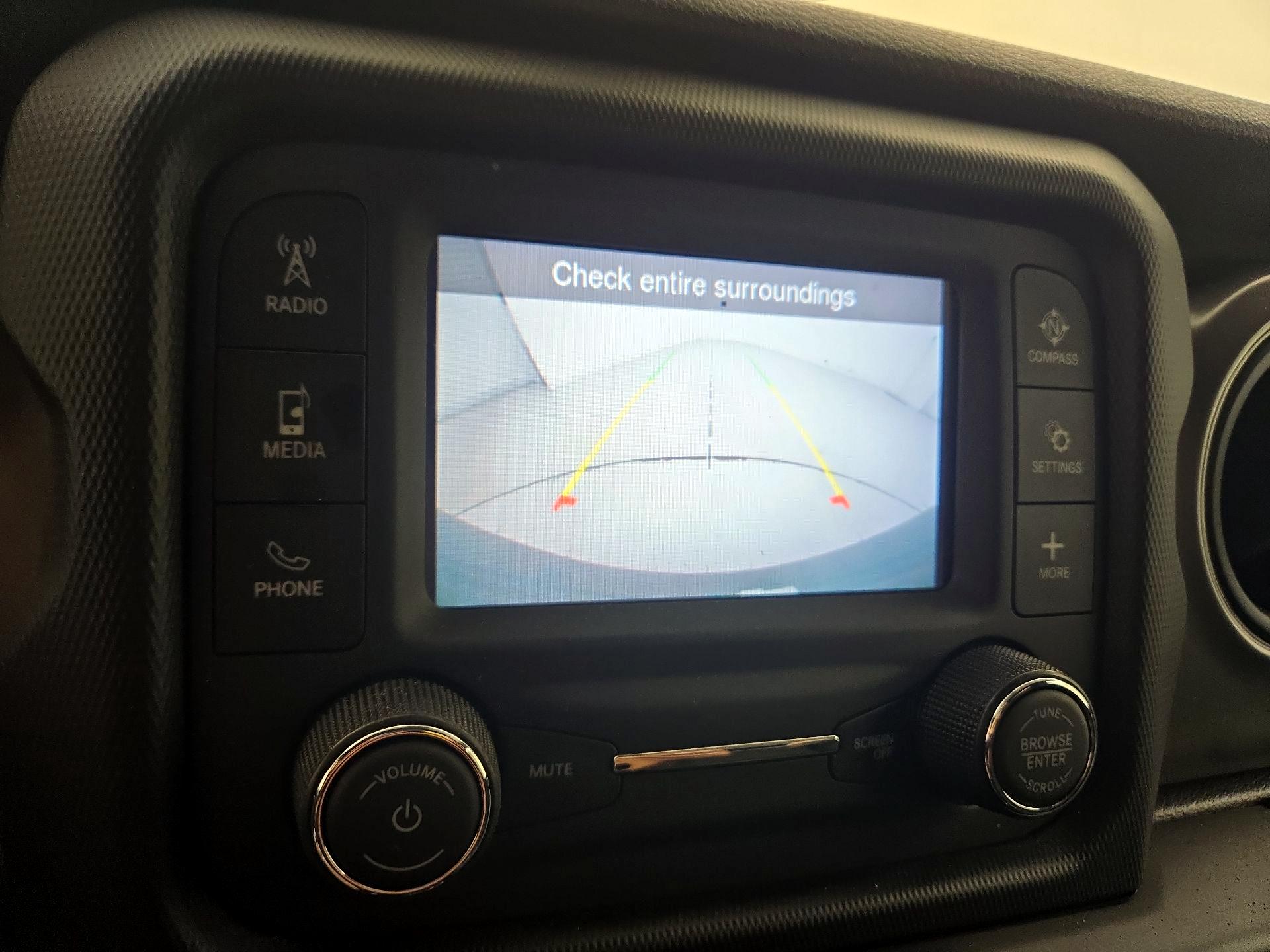 Thumbnail: 2021 Jeep Wrangler - 14