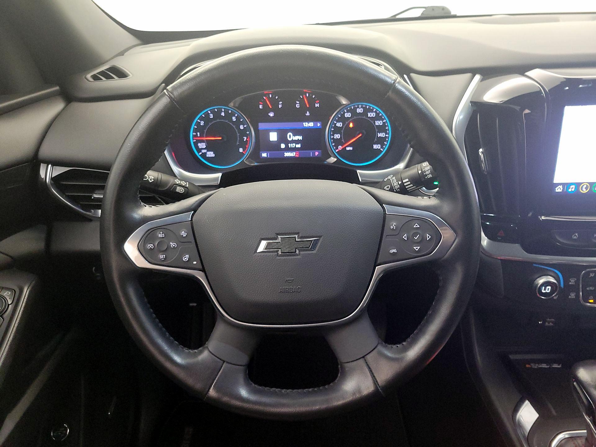 Thumbnail: 2022 Chevrolet Traverse - 10