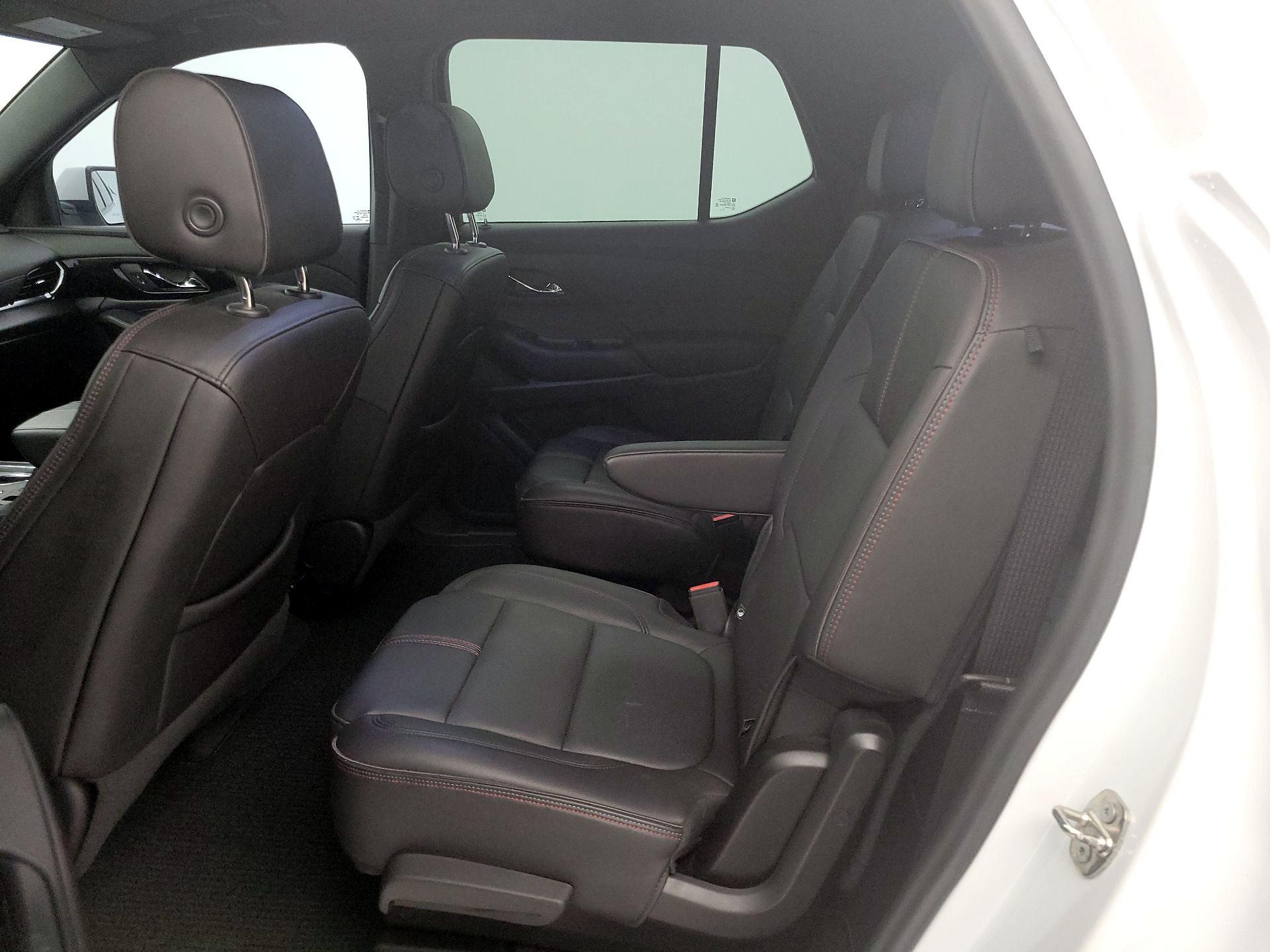 Thumbnail: 2022 Chevrolet Traverse - 20