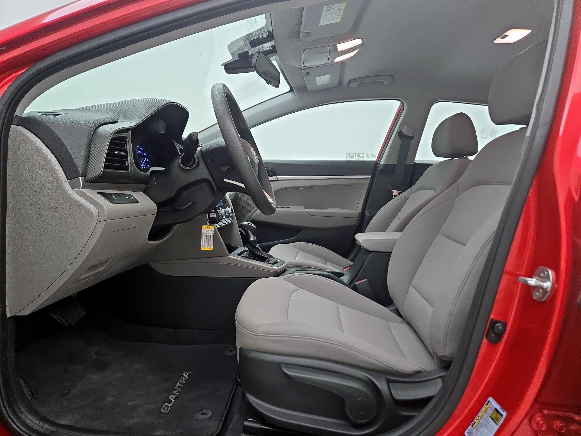 Thumbnail: 2020 Hyundai Elantra - 11