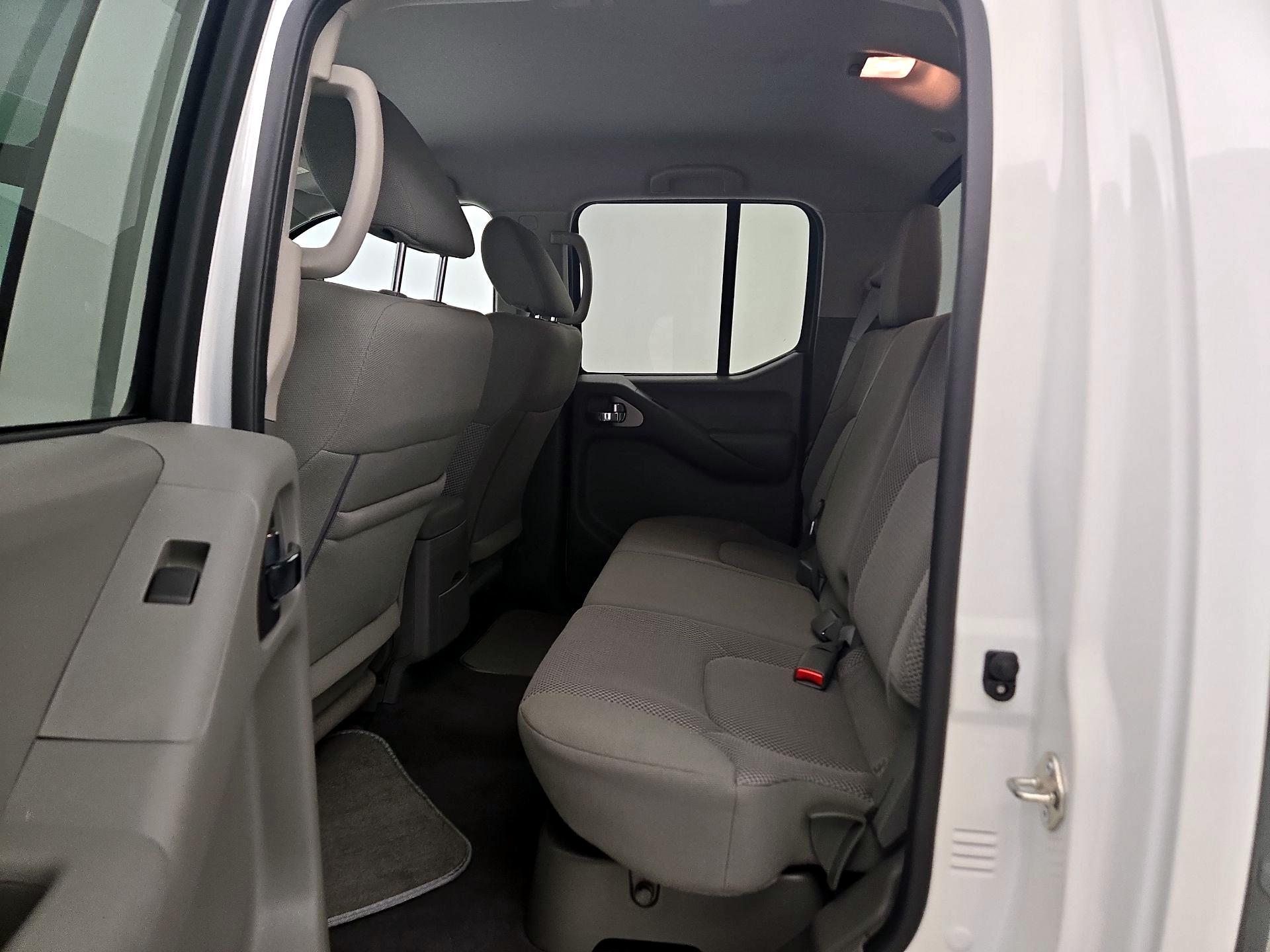 Thumbnail: 2020 Nissan Frontier - 19