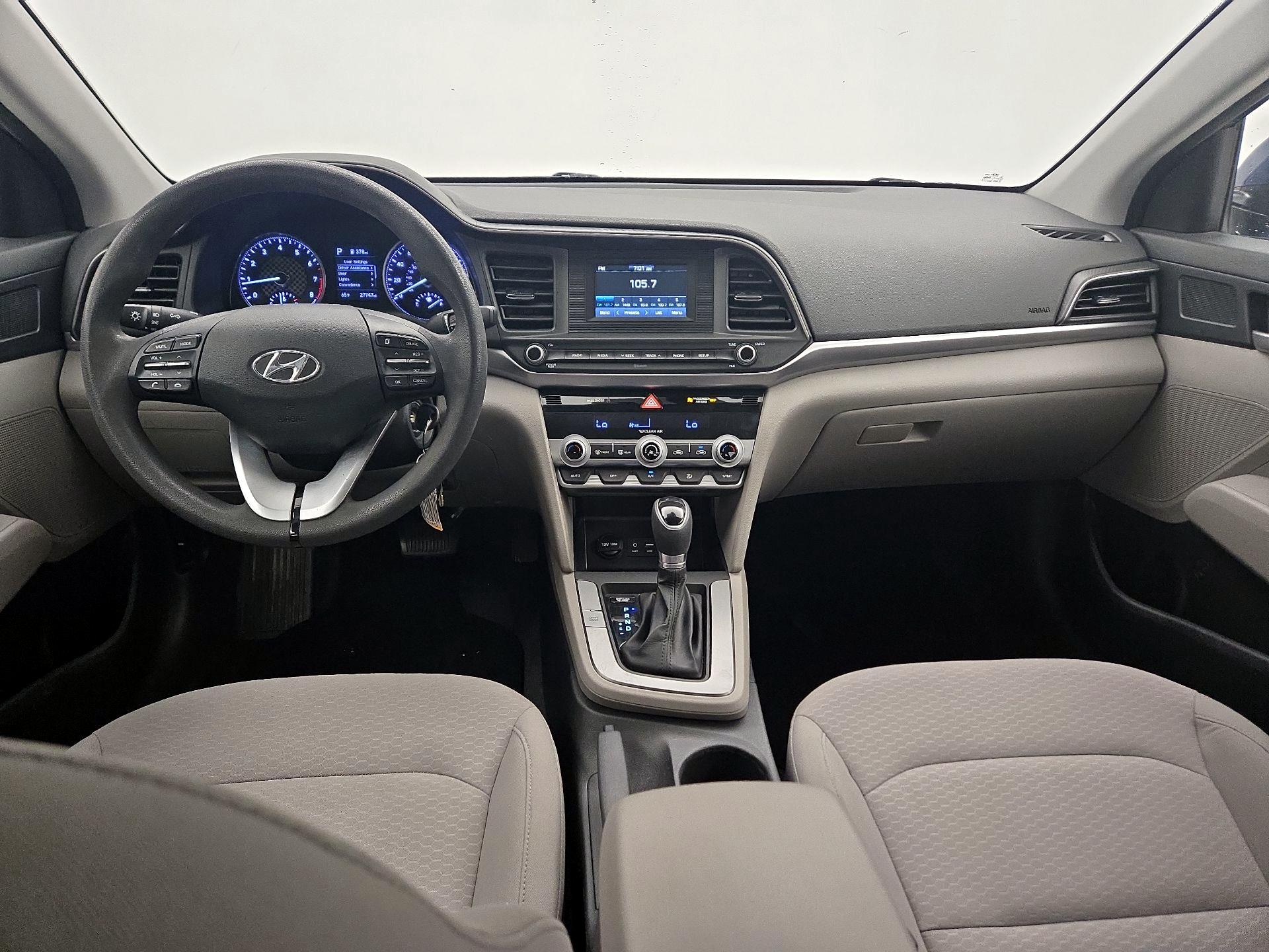 Thumbnail: 2020 Hyundai Elantra - 9