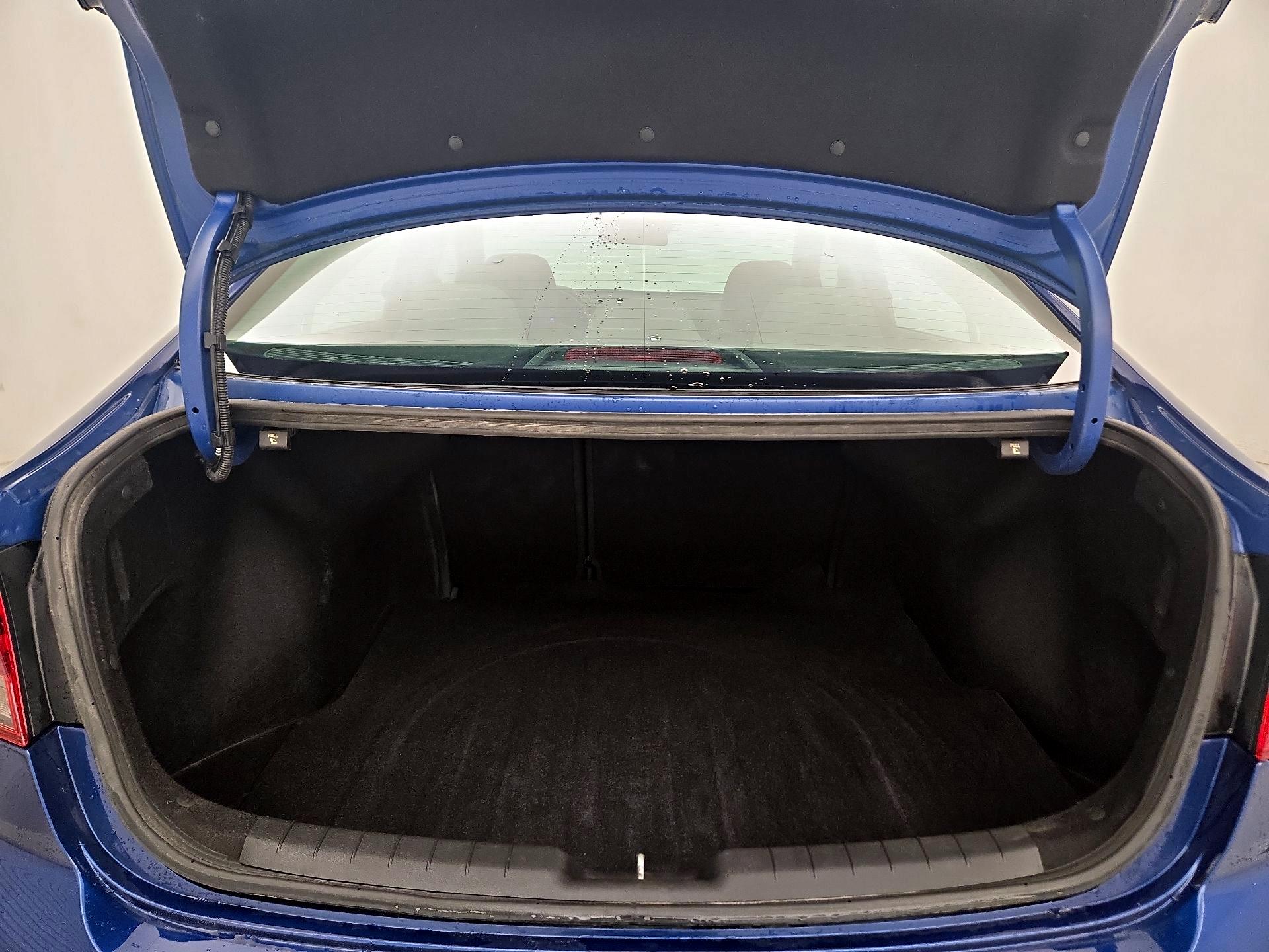 Thumbnail: 2020 Hyundai Elantra - 20