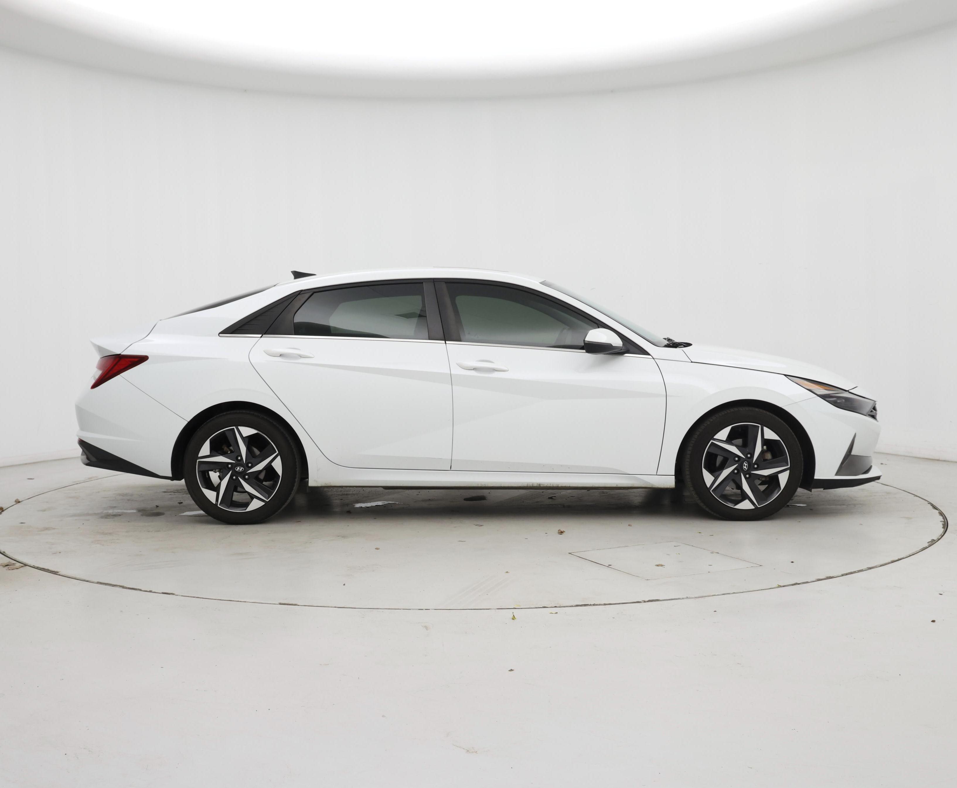 Thumbnail: 2022 Hyundai Elantra - 7