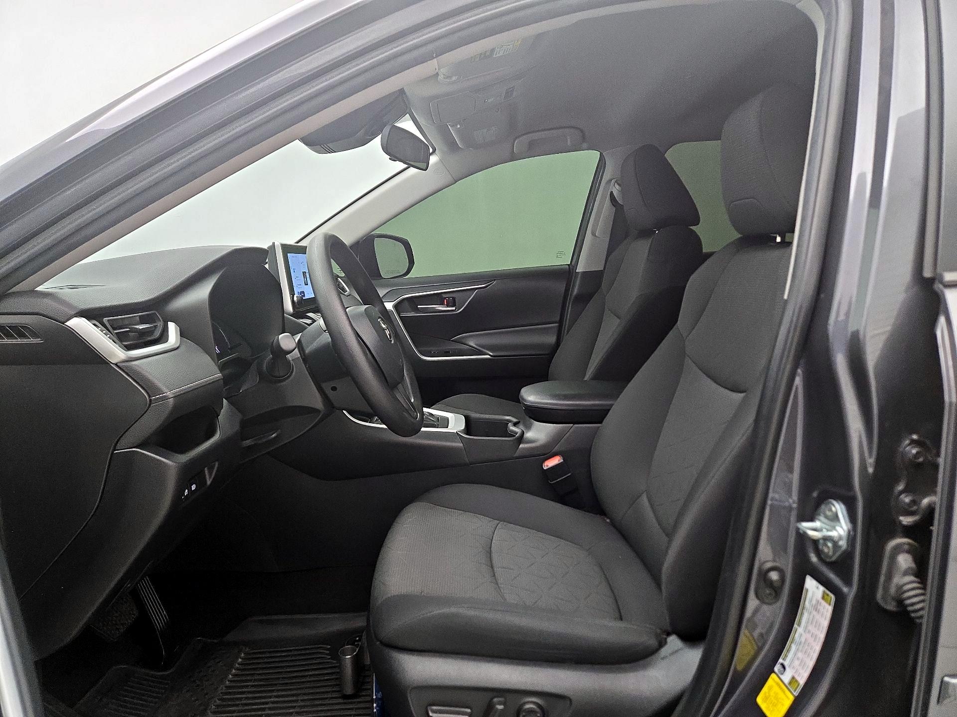 Thumbnail: 2023 Toyota RAV4 - 11