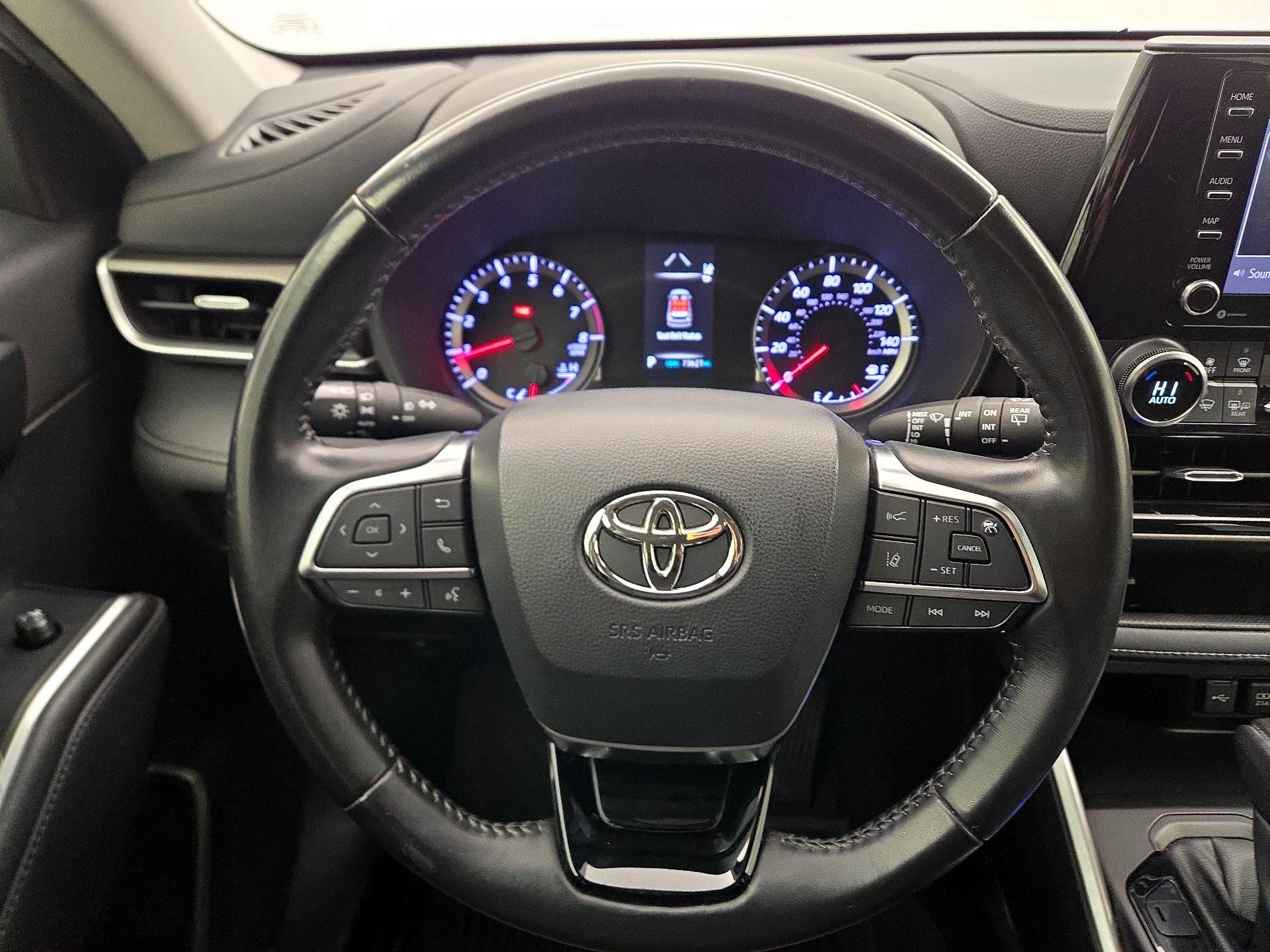 Thumbnail: 2020 Toyota Highlander - 10