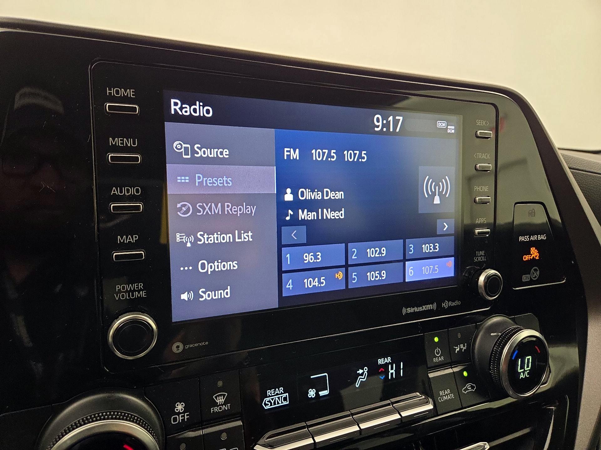 Thumbnail: 2020 Toyota Highlander - 15