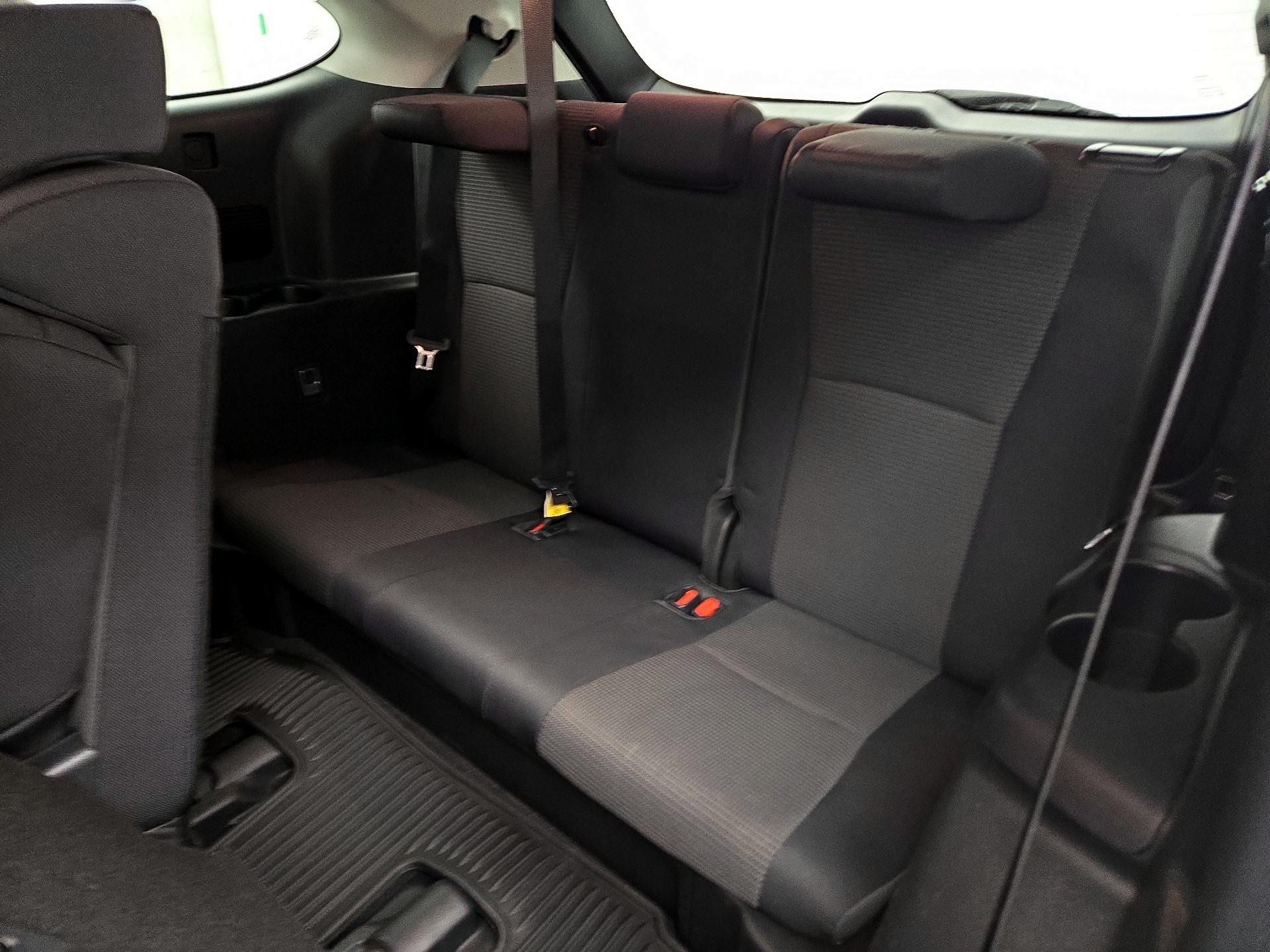 Thumbnail: 2020 Toyota Highlander - 20