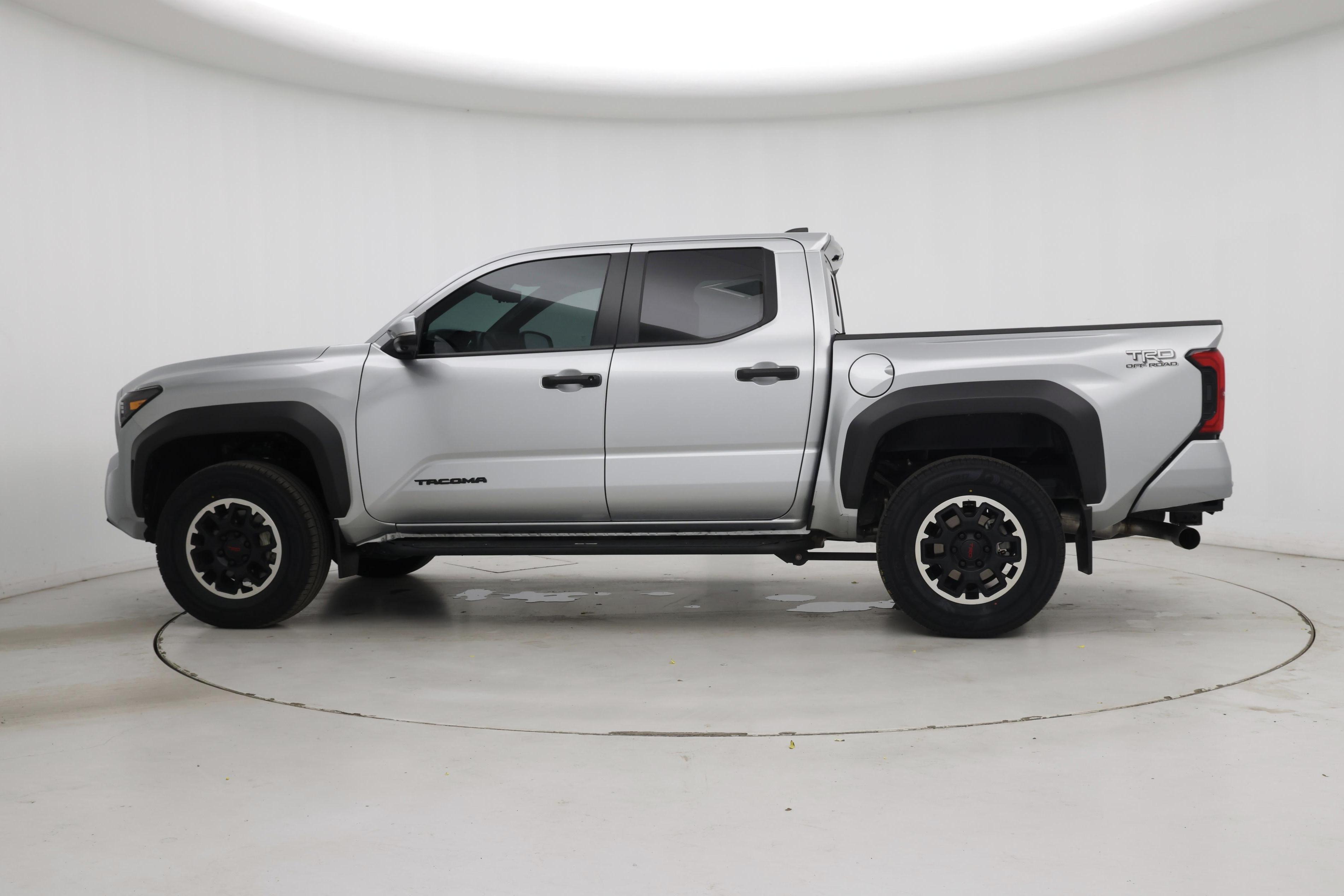 Thumbnail: 2024 Toyota Tacoma - 3