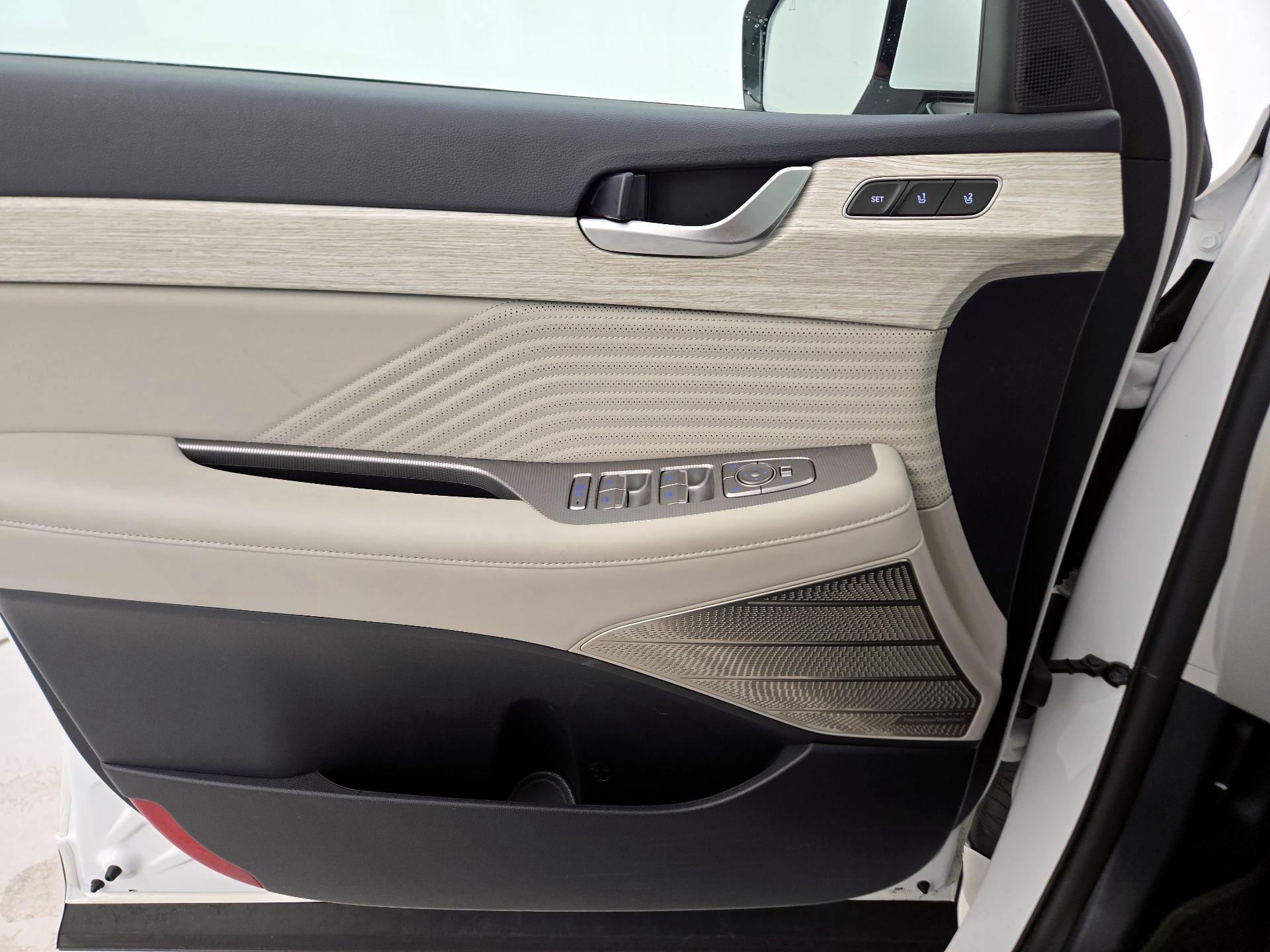 Thumbnail: 2025 Hyundai Palisade - 12