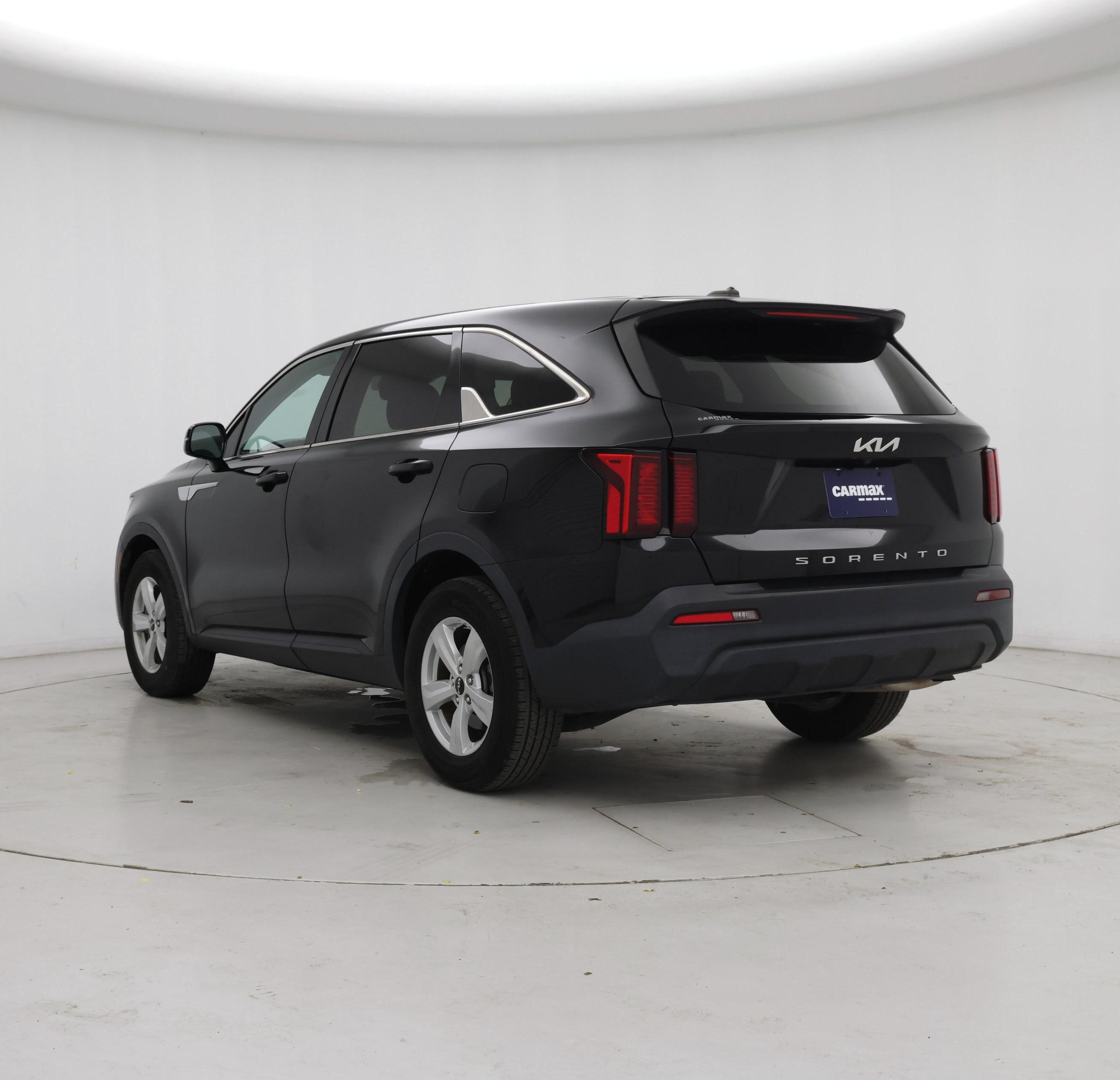 Thumbnail: 2022 Kia Sorento - 2