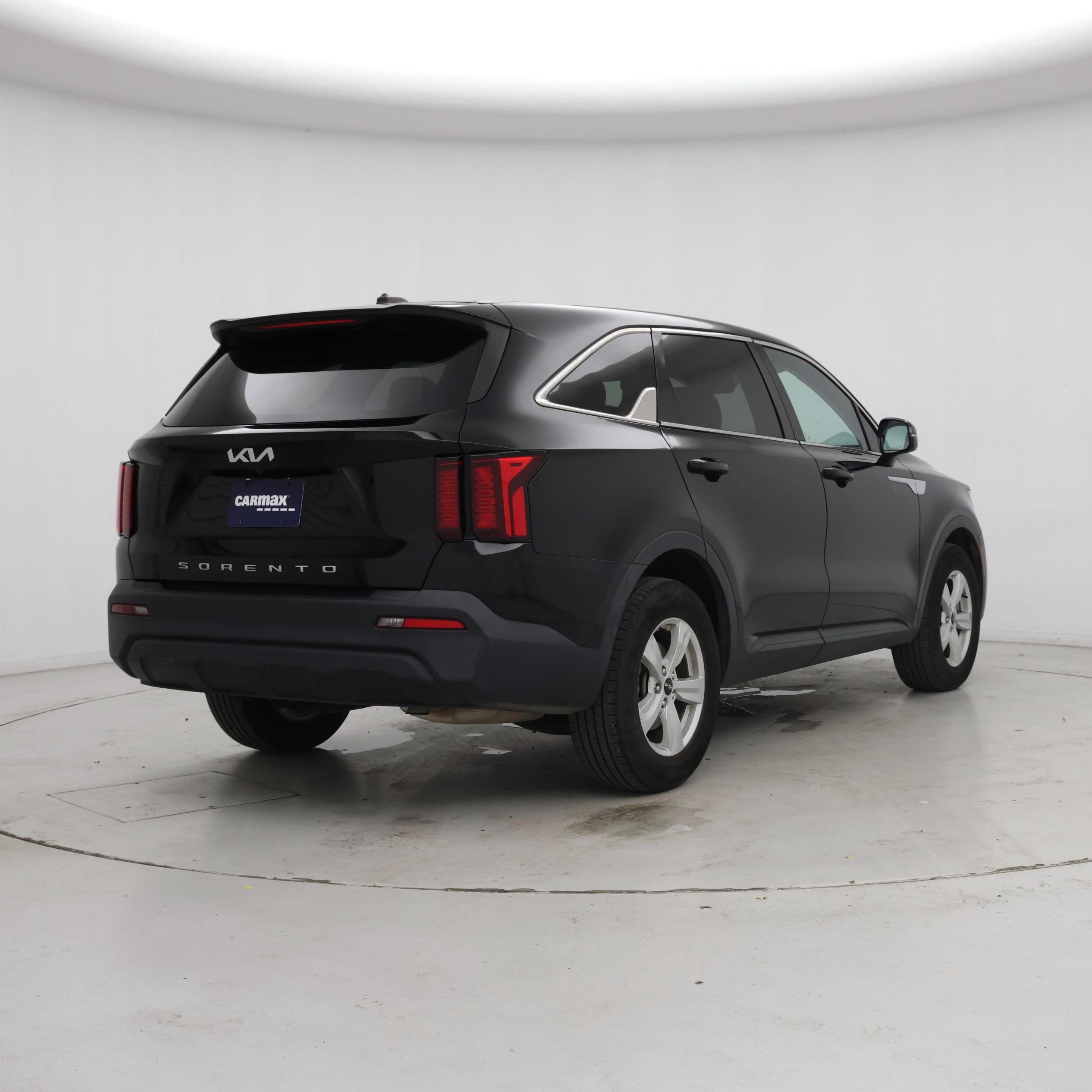 Thumbnail: 2022 Kia Sorento - 8