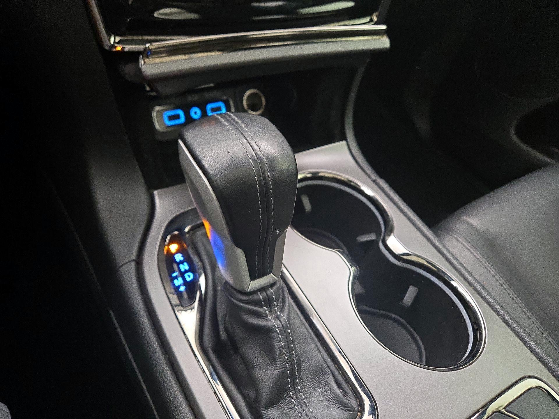 Thumbnail: 2020 Jeep Grand Cherokee - 18