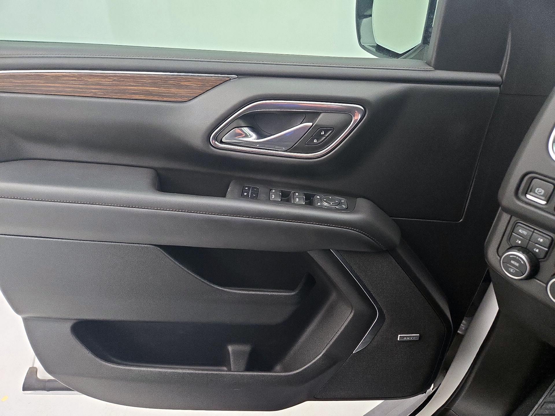 Thumbnail: 2023 Chevrolet Tahoe - 12