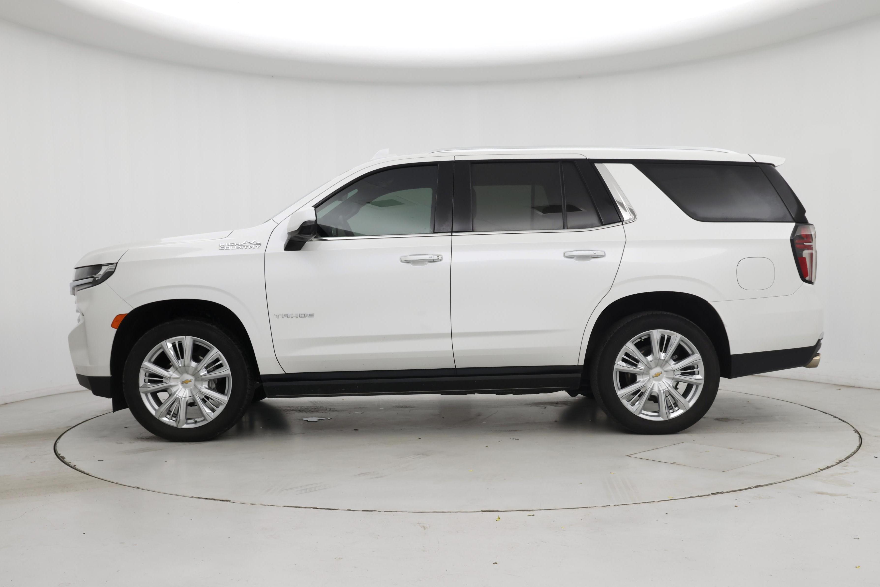 Thumbnail: 2023 Chevrolet Tahoe - 3