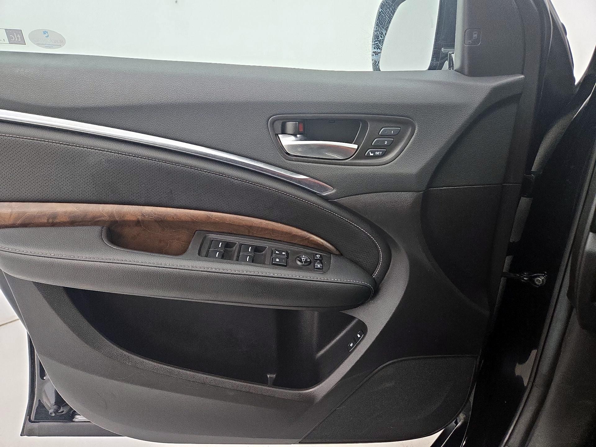 Thumbnail: 2020 Acura MDX - 12