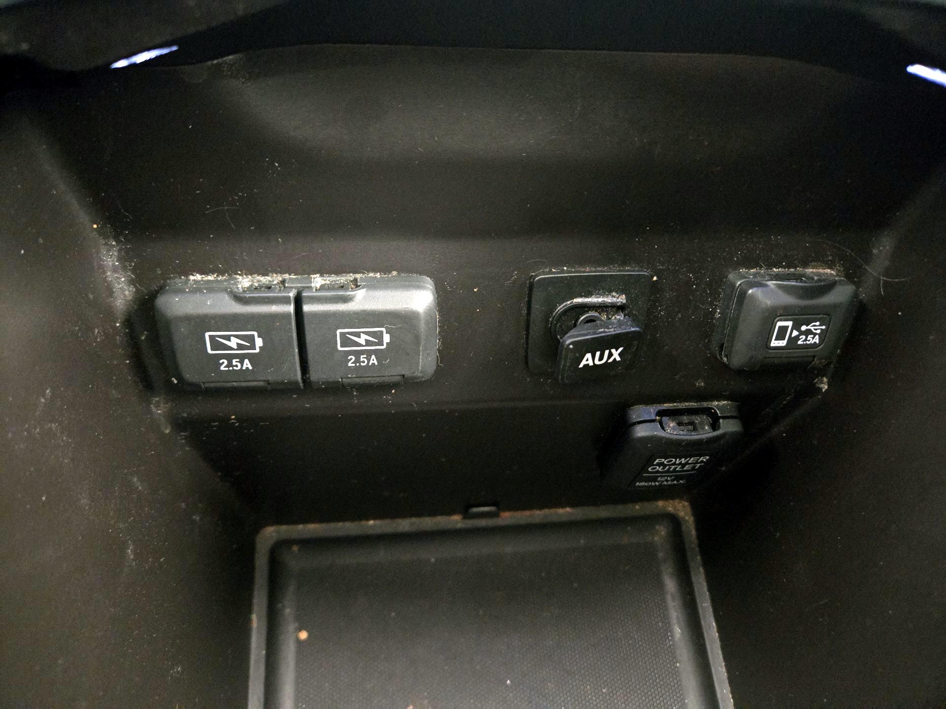 Thumbnail: 2020 Acura MDX - 19