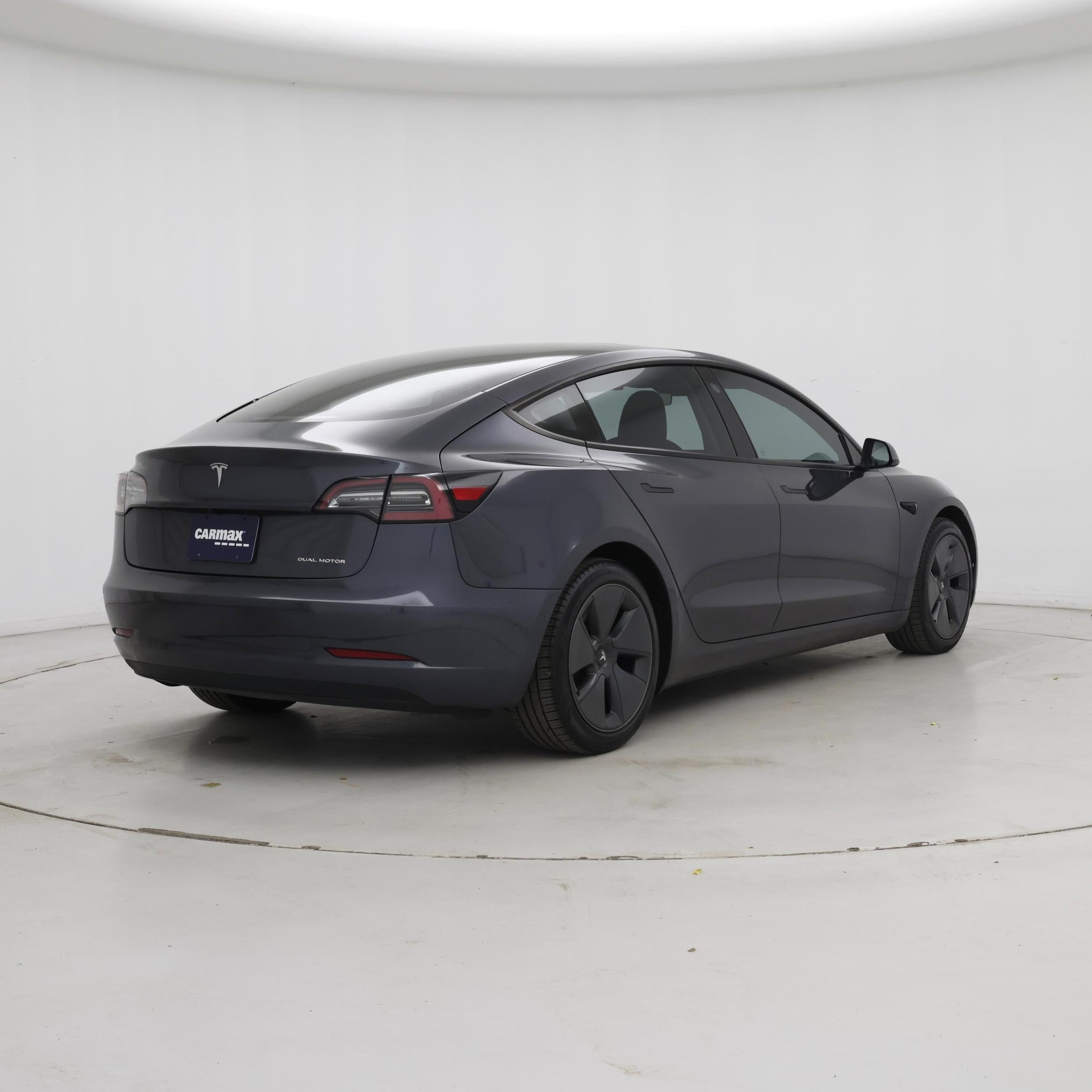 Thumbnail: 2022 Tesla Model 3 - 8