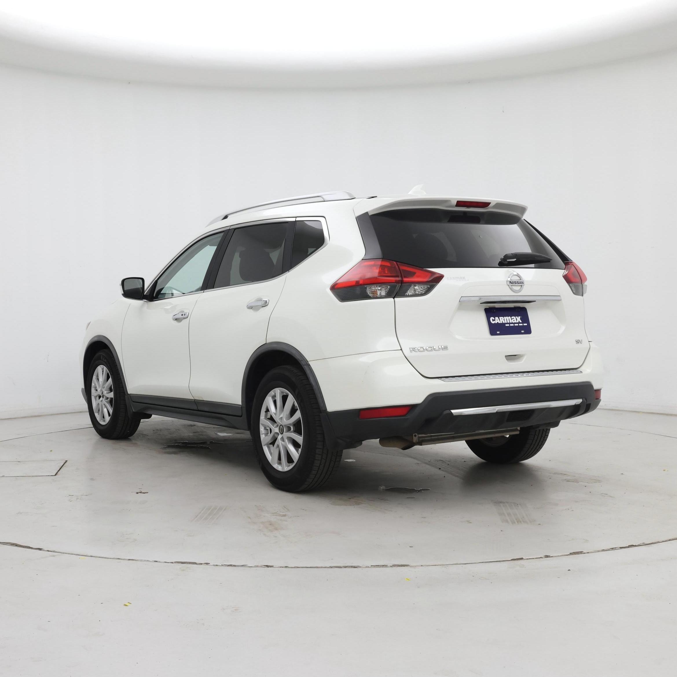 Thumbnail: 2017 Nissan Rogue - 2