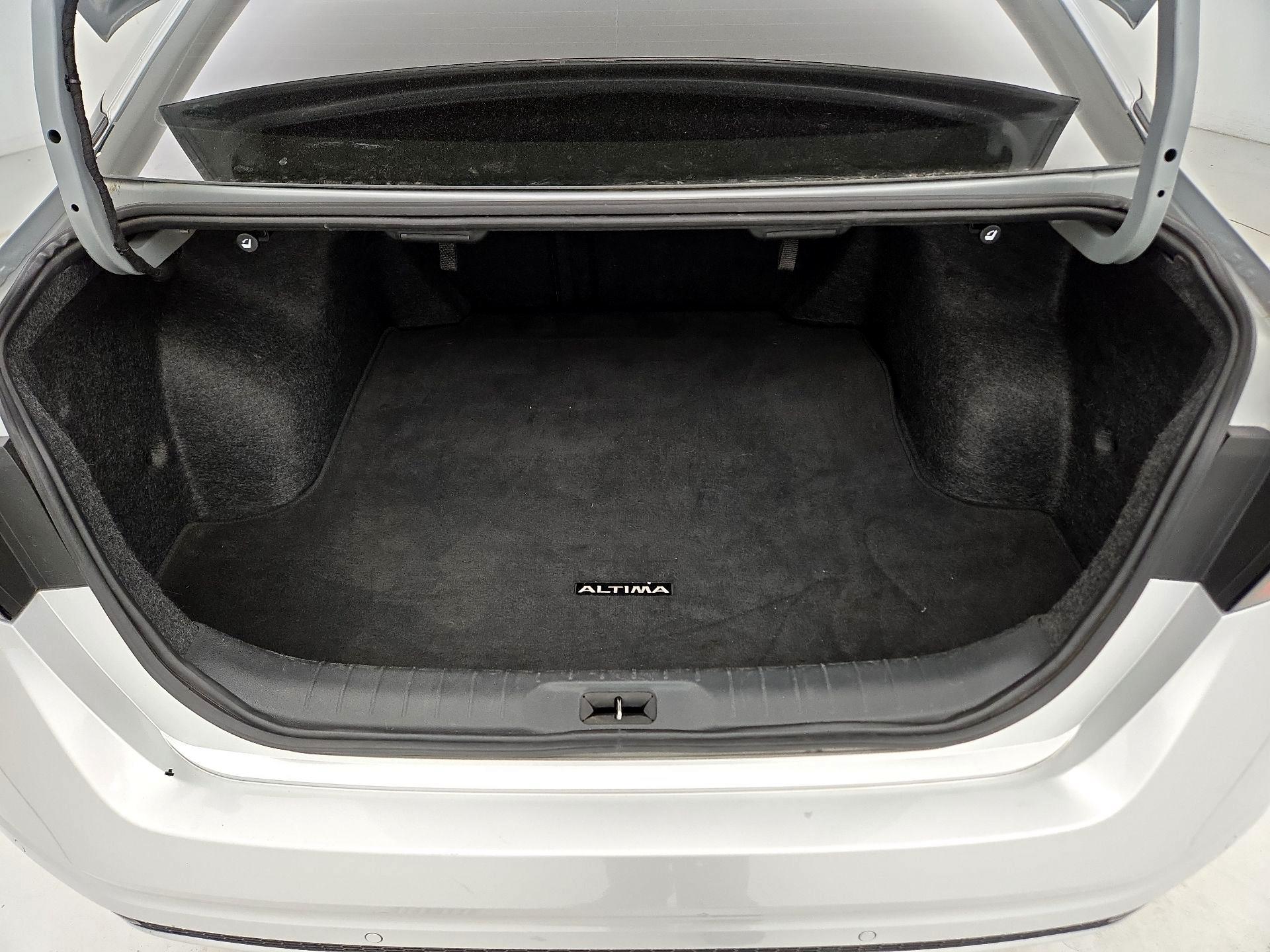 Thumbnail: 2024 Nissan Altima - 20