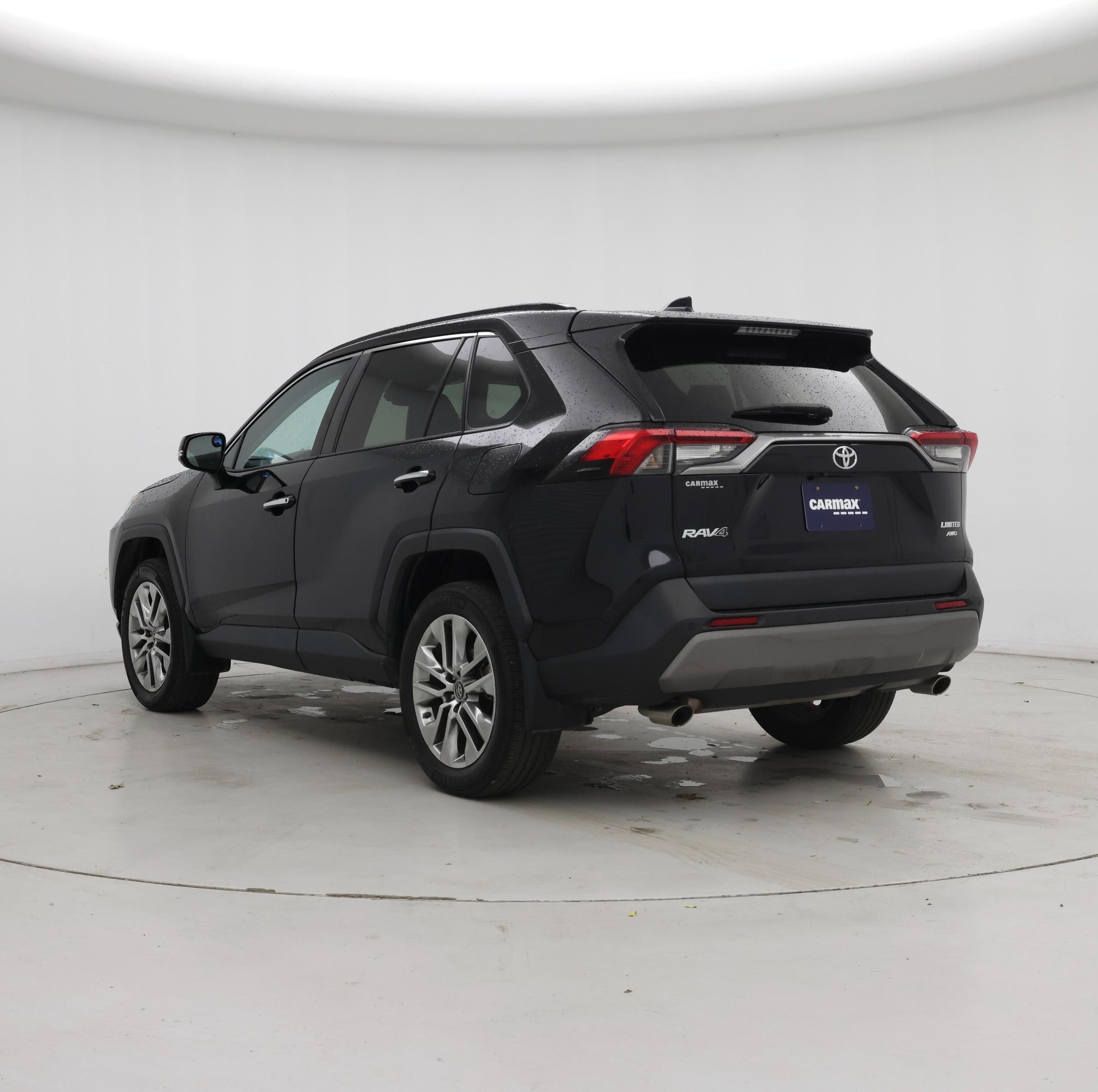 Thumbnail: 2019 Toyota RAV4 - 2