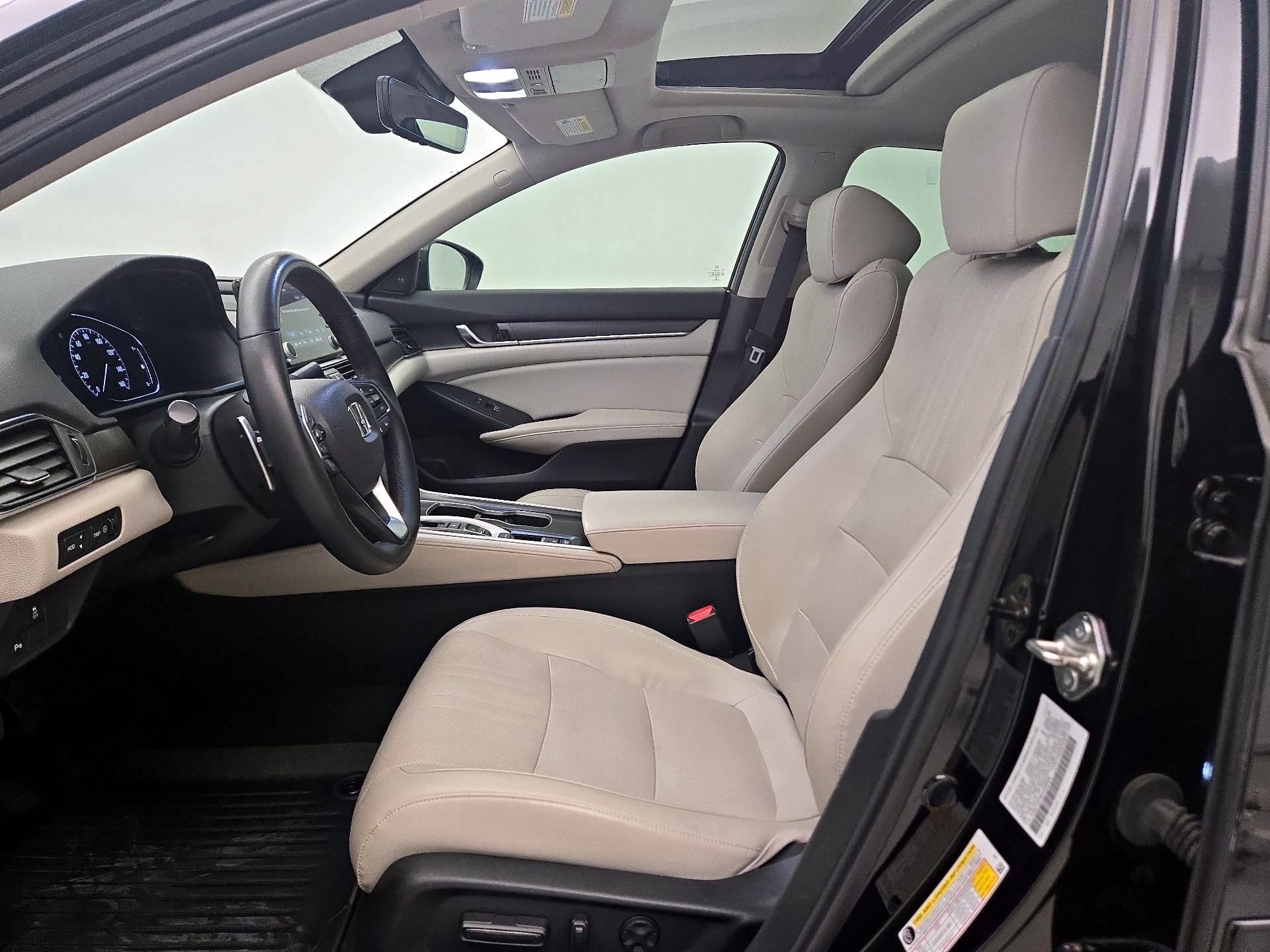 Thumbnail: 2018 Honda Accord - 11