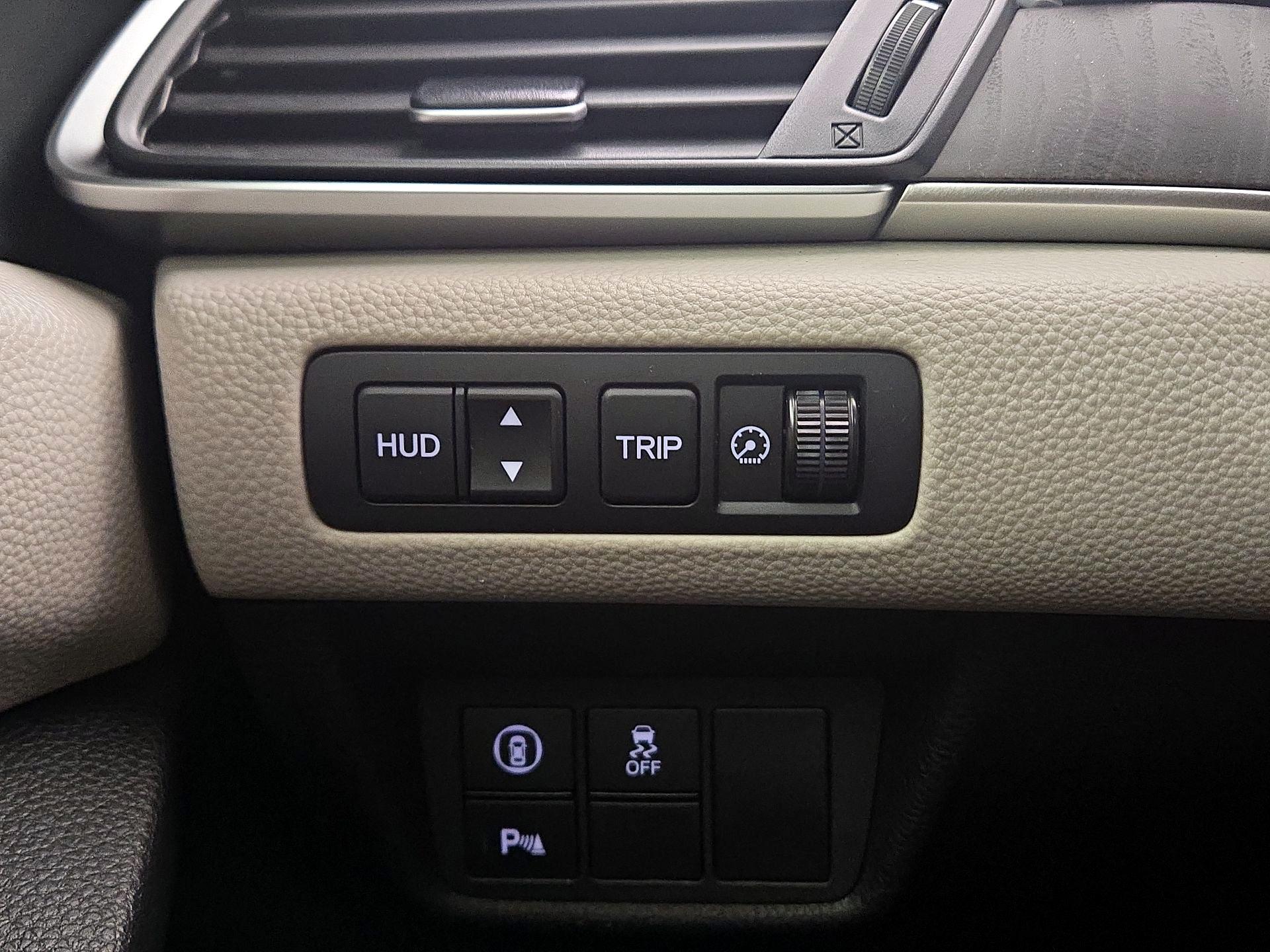 Thumbnail: 2018 Honda Accord - 13